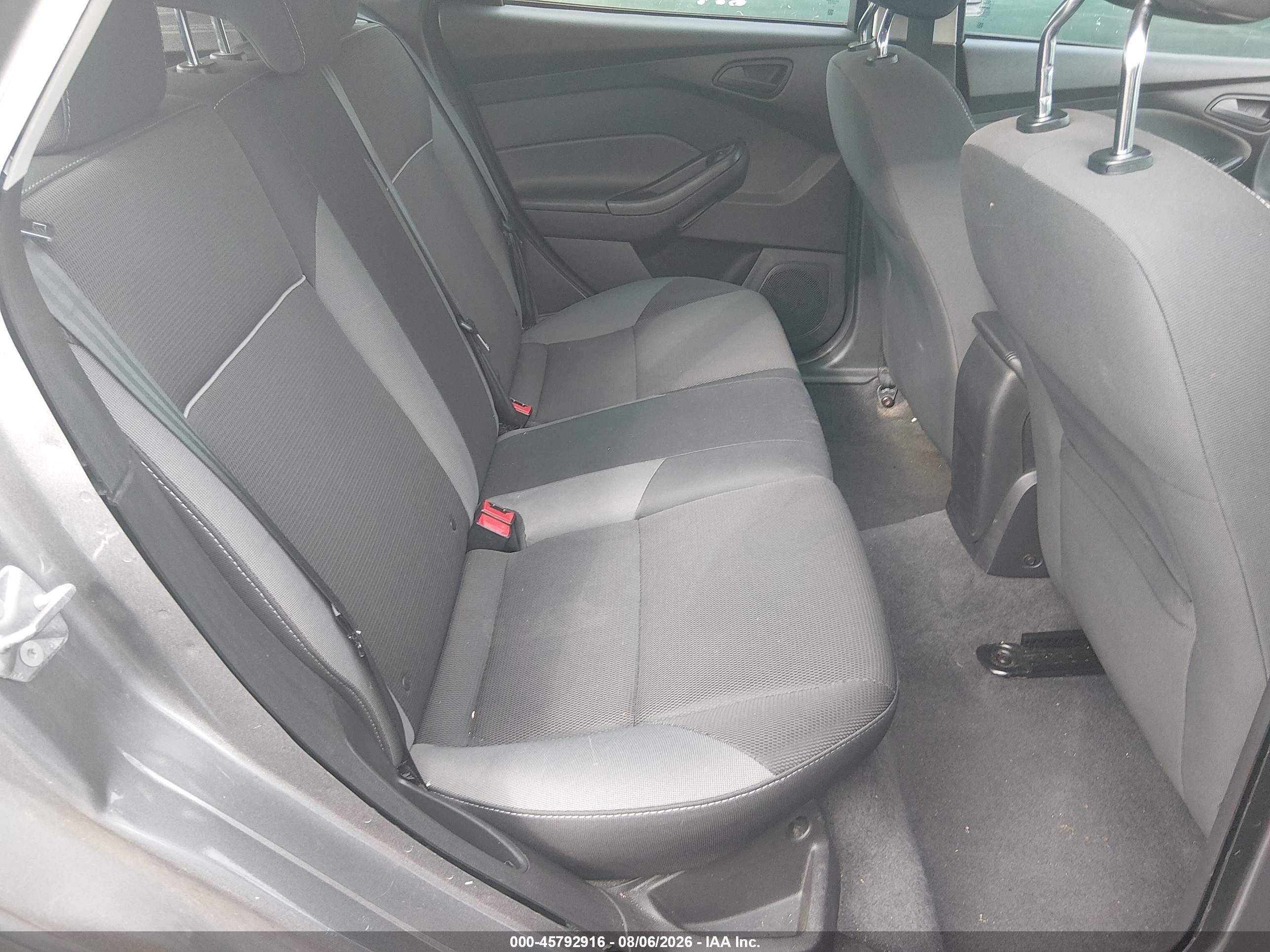 2012 Ford Focus Se Gray vin: 1FAHP3K2XCL124252