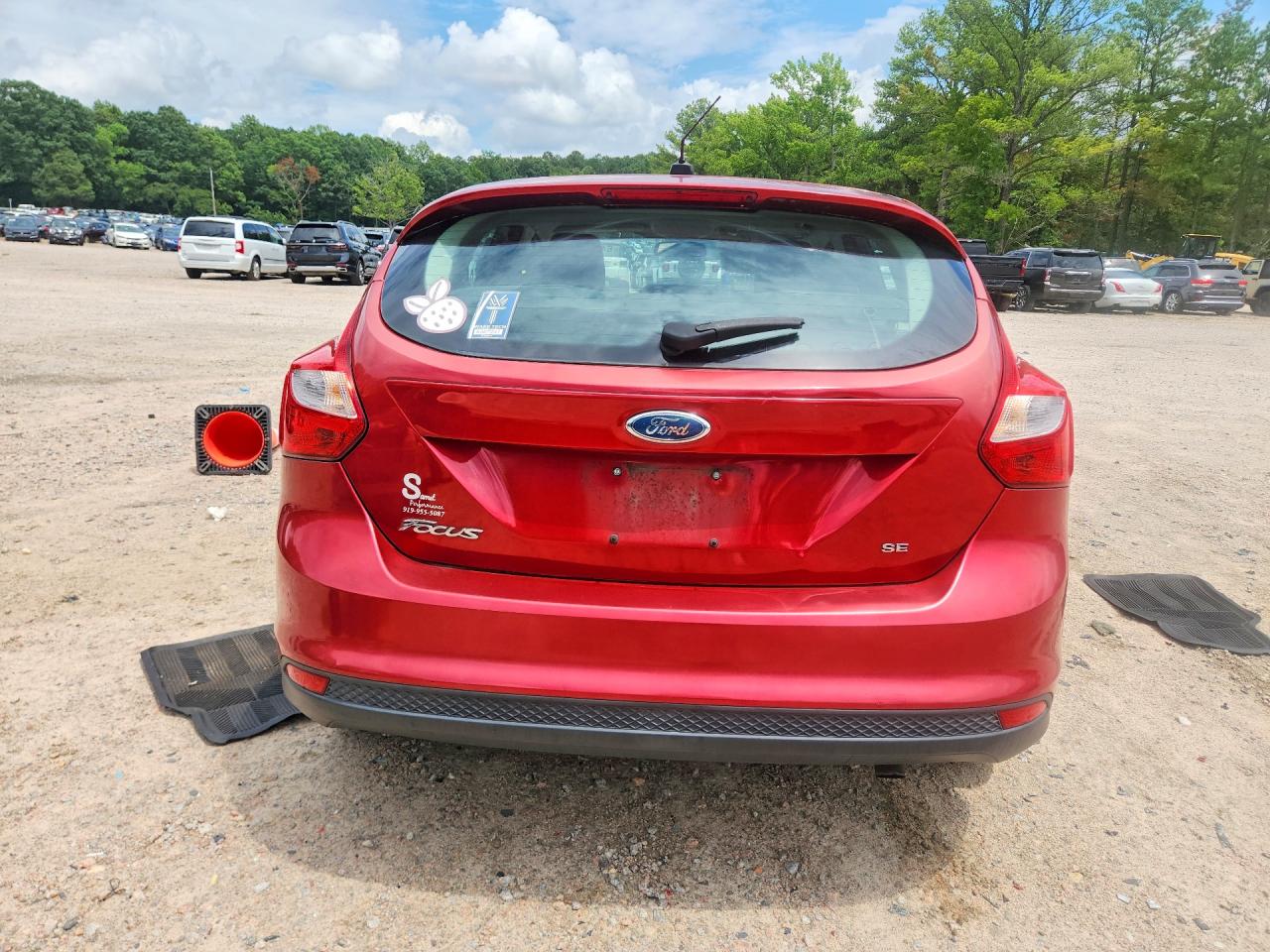 2012 Ford Focus Se Maroon vin: 1FAHP3K2XCL132125