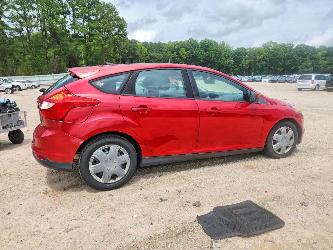 2012 Ford Focus Se Maroon vin: 1FAHP3K2XCL132125