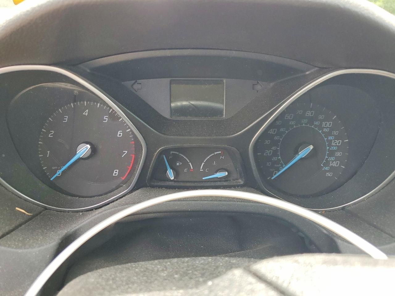2012 Ford Focus Se Red vin: 1FAHP3K2XCL134103
