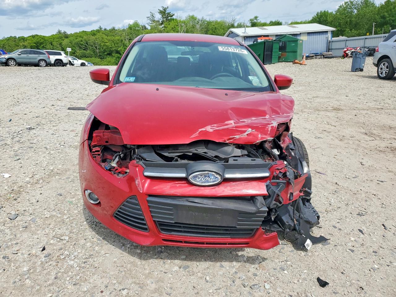 2012 Ford Focus Se Red vin: 1FAHP3K2XCL134103