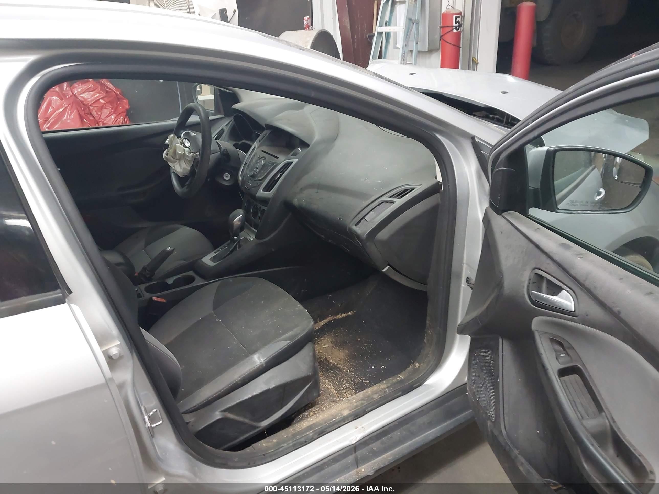 2012 Ford Focus Se Gray vin: 1FAHP3K2XCL237022