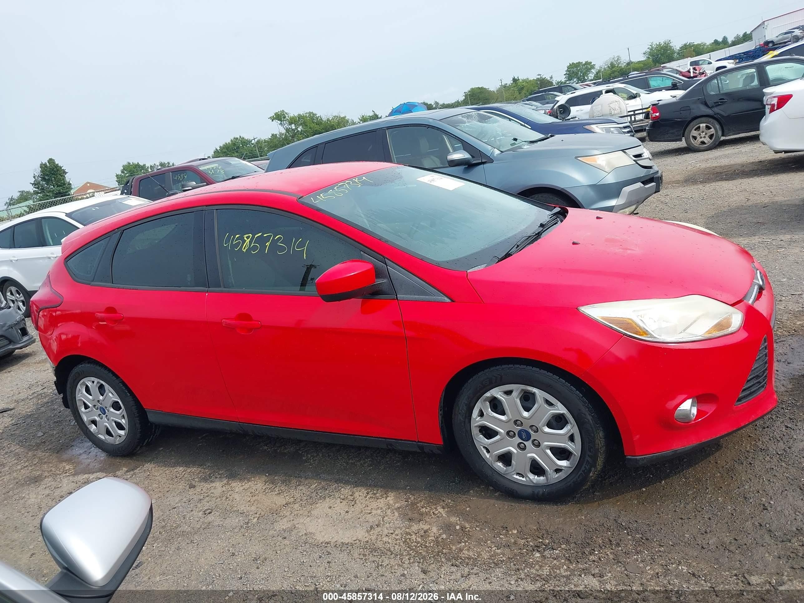 2012 Ford Focus Se Red vin: 1FAHP3K2XCL271154