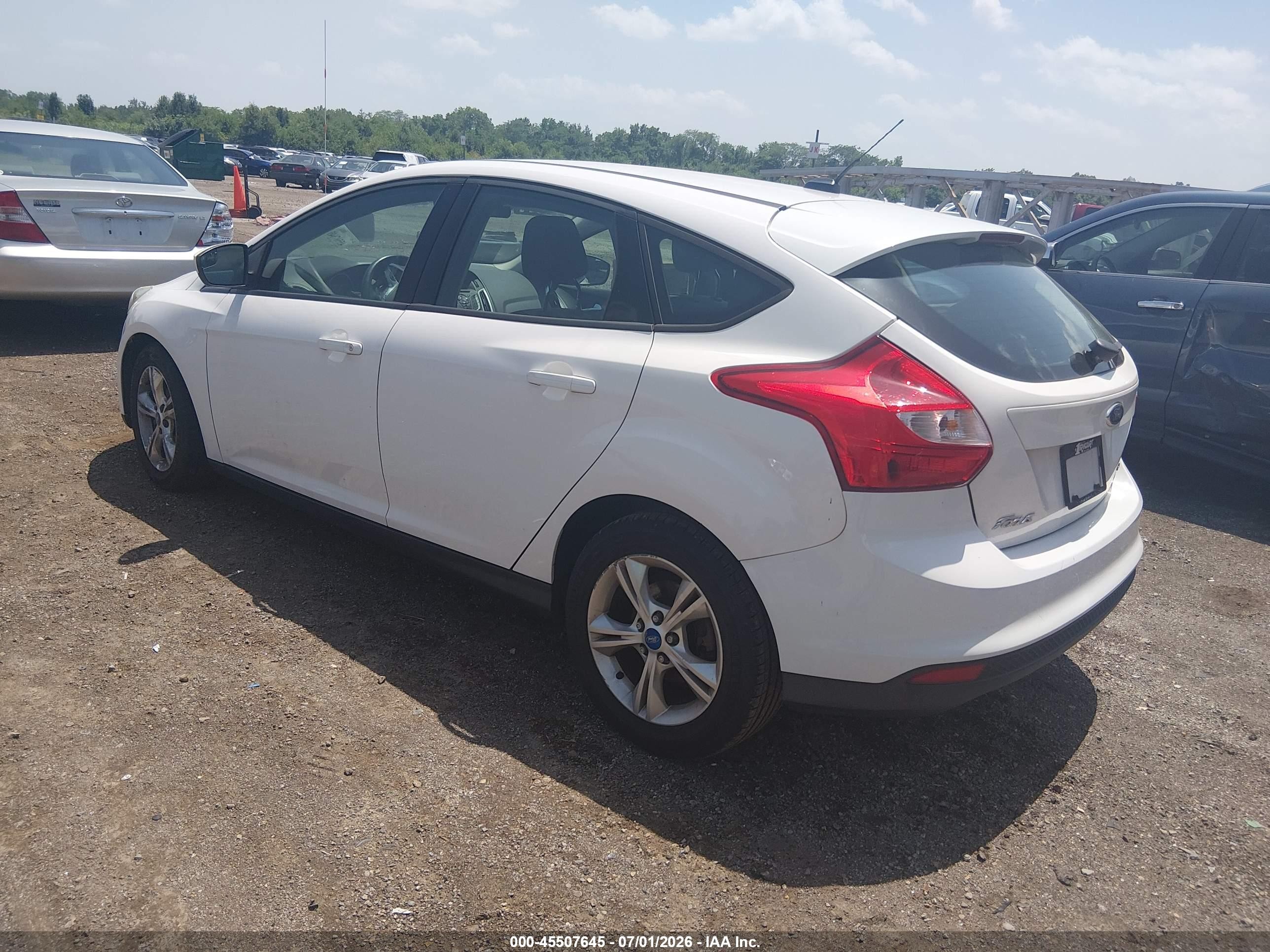 2012 Ford Focus Se White vin: 1FAHP3K2XCL311068