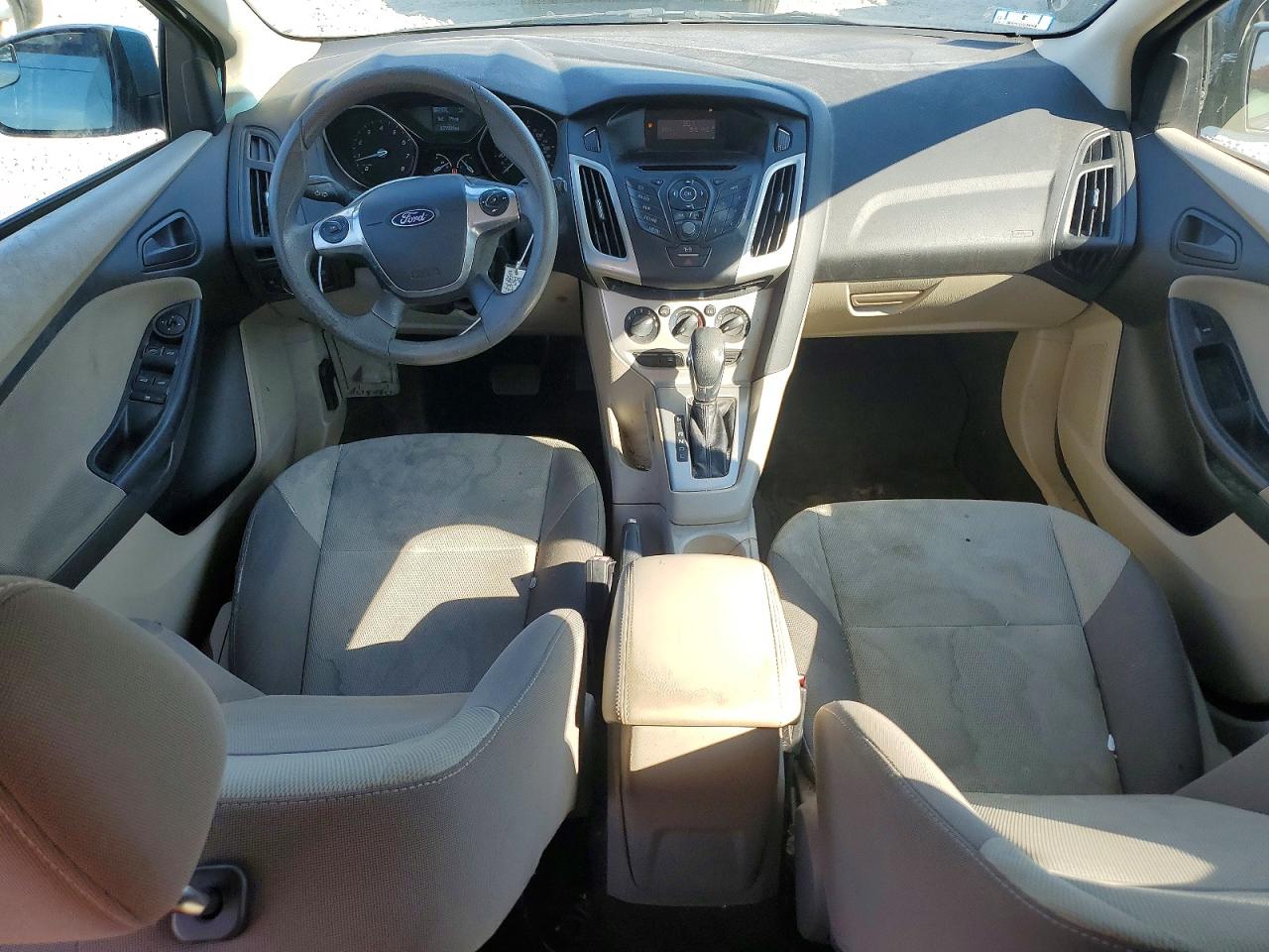 2012 Ford Focus Se Blue vin: 1FAHP3K2XCL351585