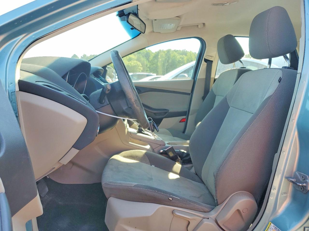 2012 Ford Focus Se Blue vin: 1FAHP3K2XCL351585