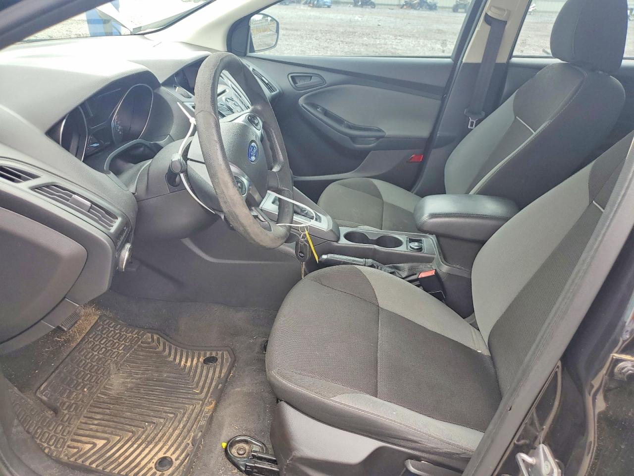 2012 Ford Focus Se Black vin: 1FAHP3K2XCL394503