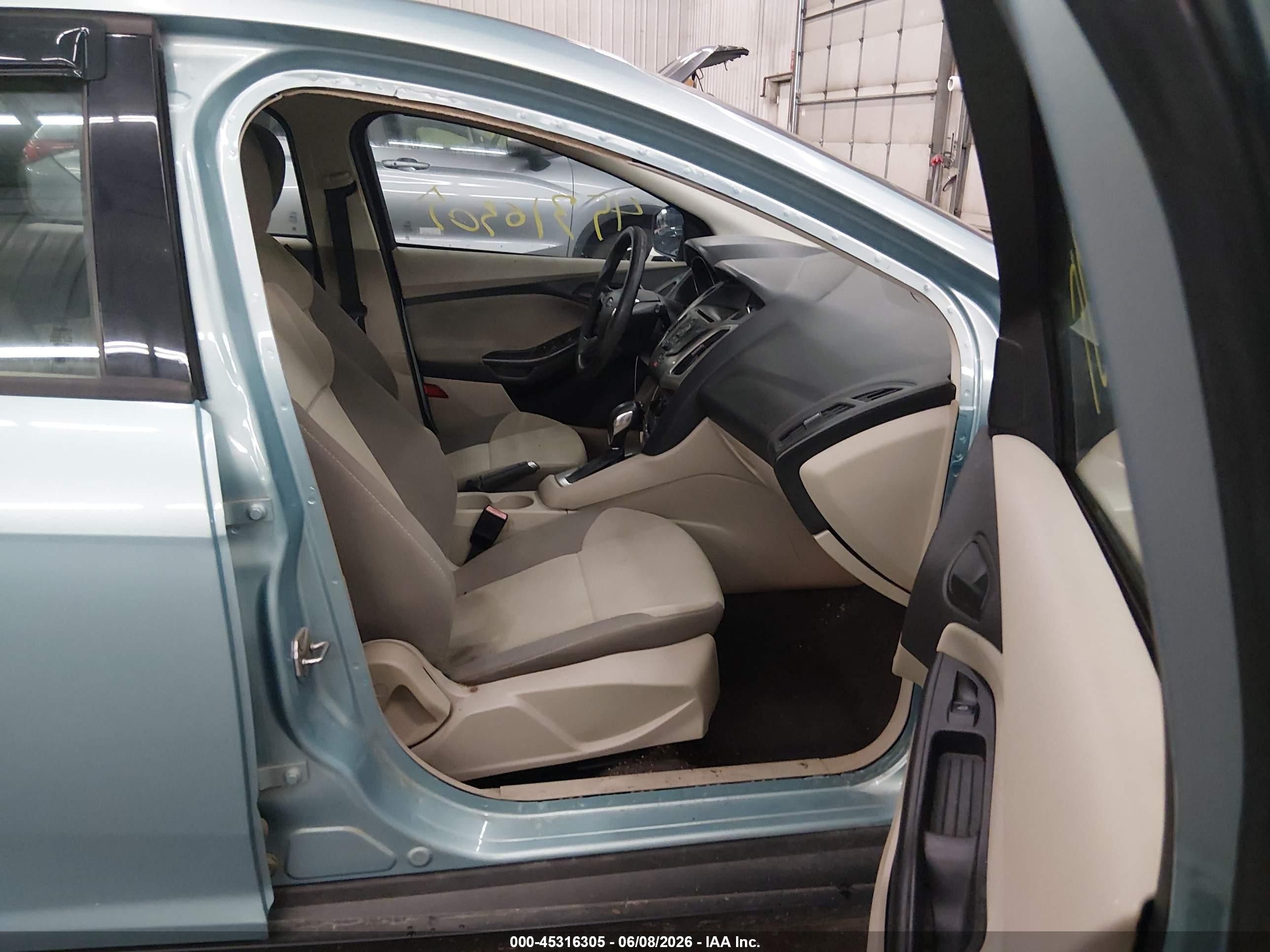 2012 Ford Focus Se Teal vin: 1FAHP3K2XCL404558