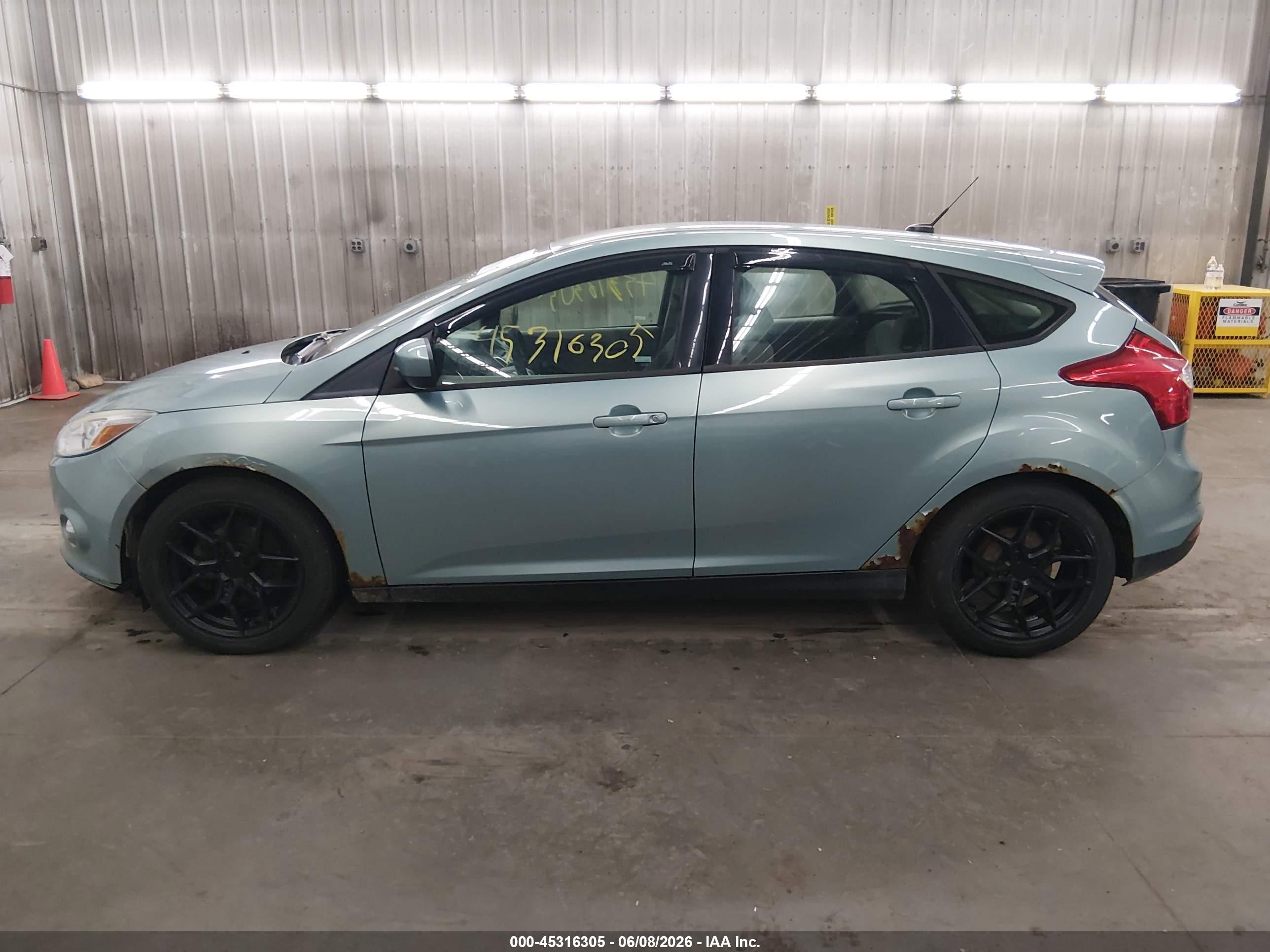 2012 Ford Focus Se Teal vin: 1FAHP3K2XCL404558