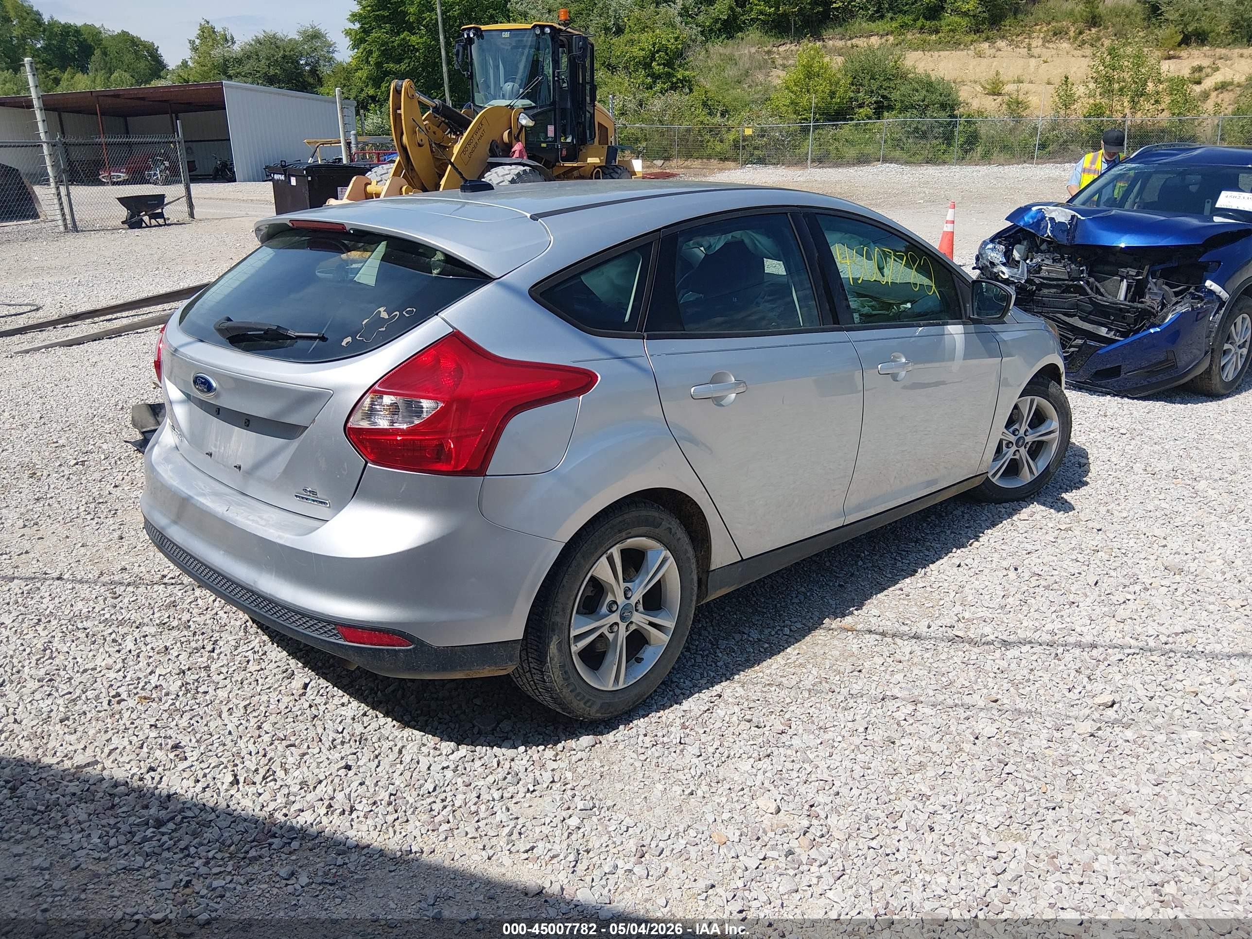 2012 Ford Focus Se Silver vin: 1FAHP3K2XCL413602