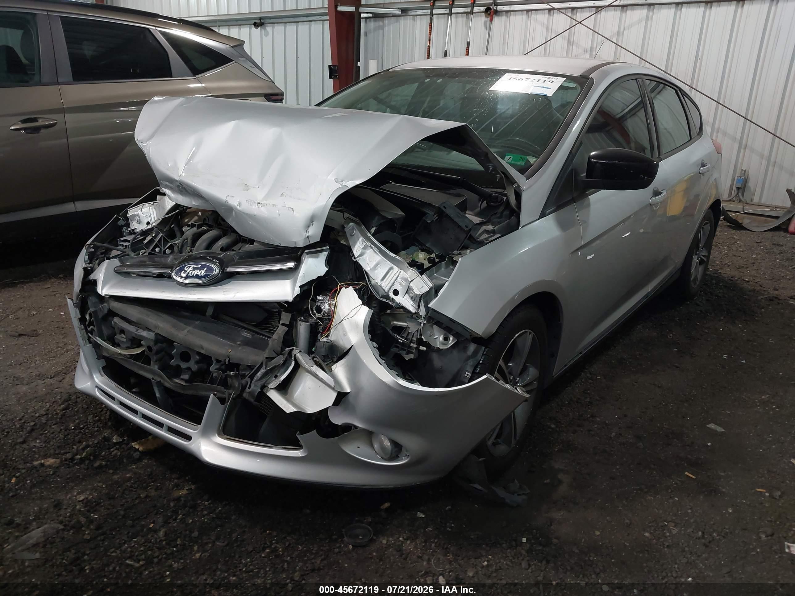 2012 Ford Focus Se Silver vin: 1FAHP3K2XCL433798