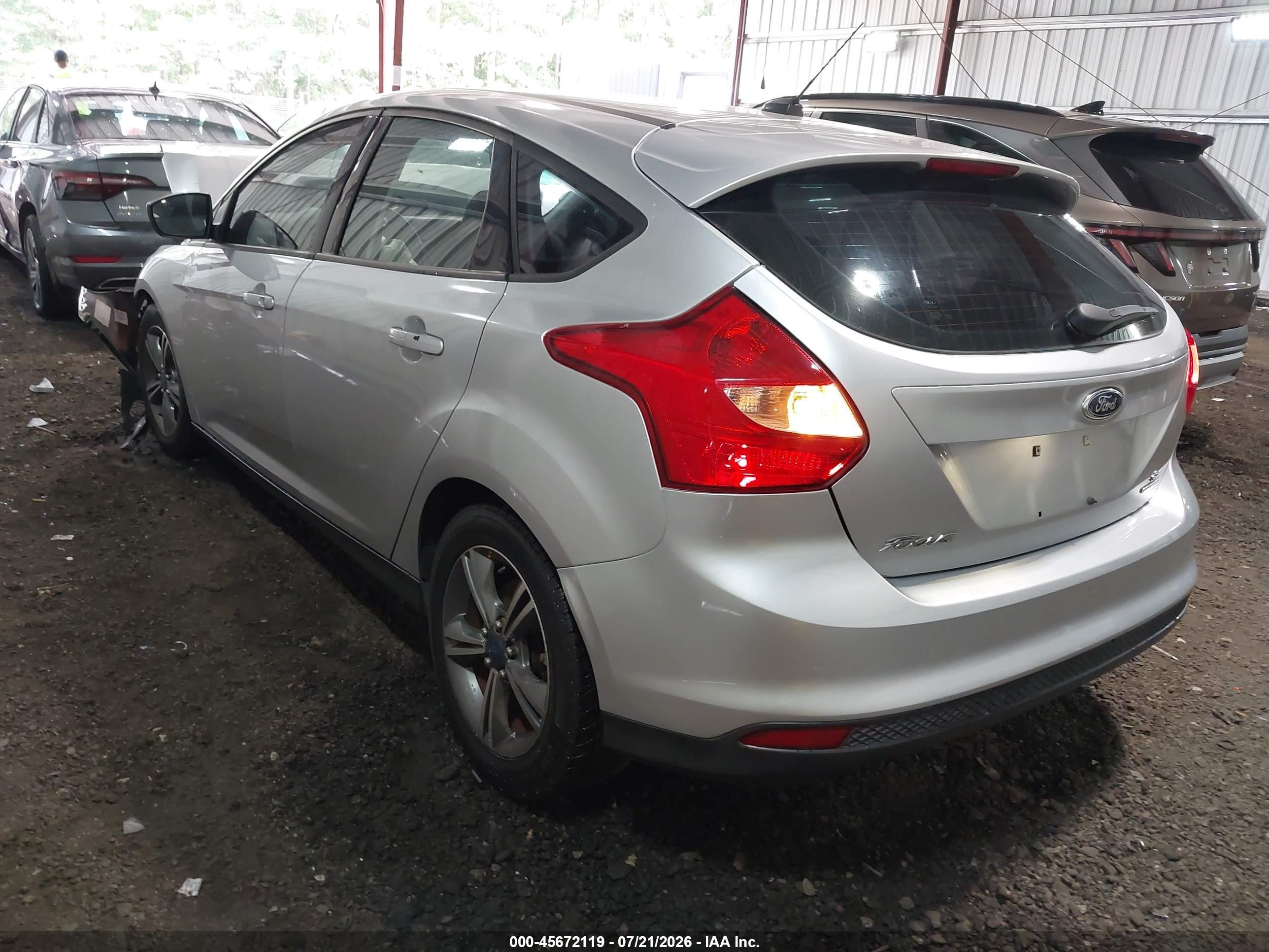 2012 Ford Focus Se Silver vin: 1FAHP3K2XCL433798