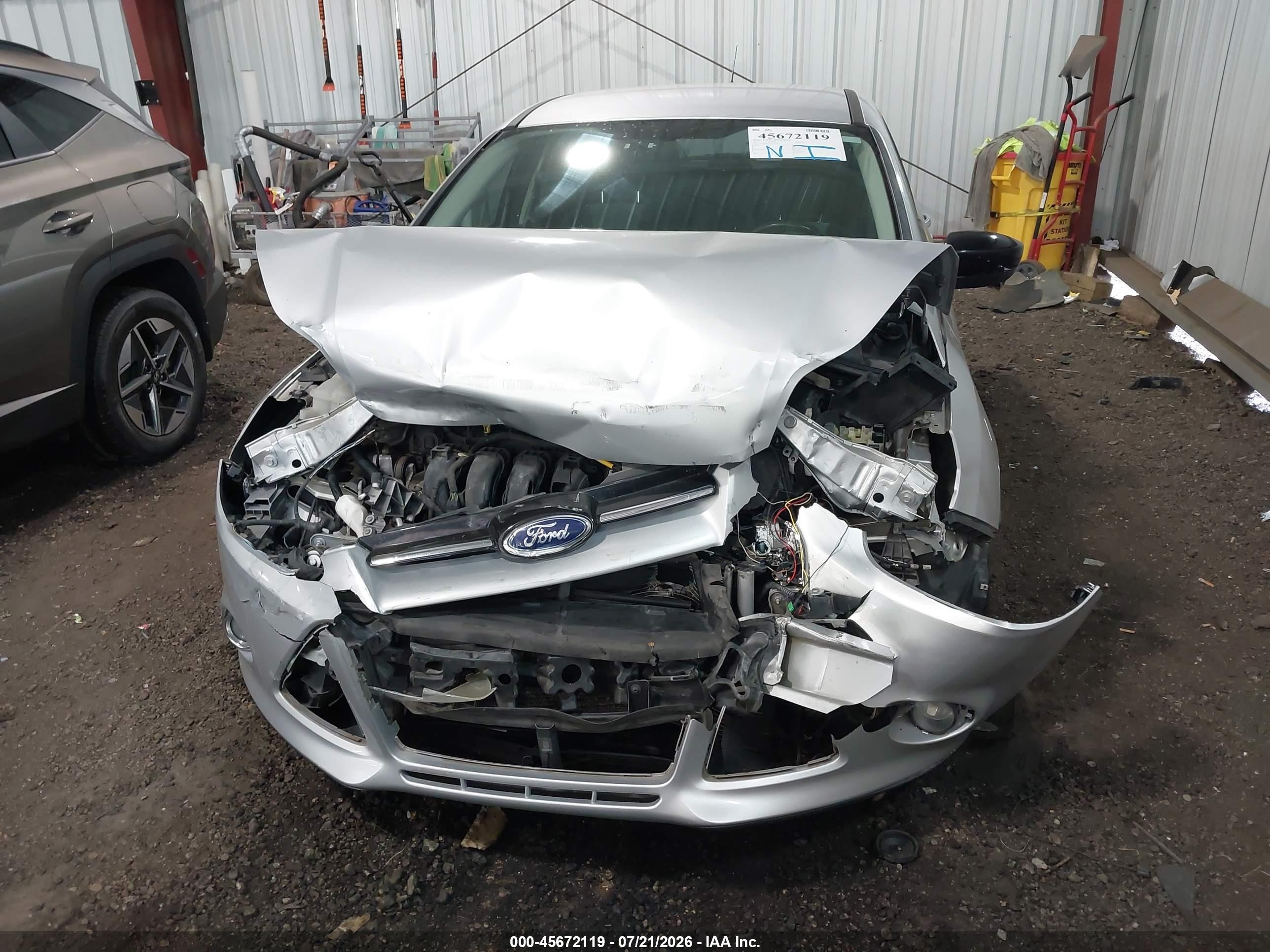 2012 Ford Focus Se Silver vin: 1FAHP3K2XCL433798