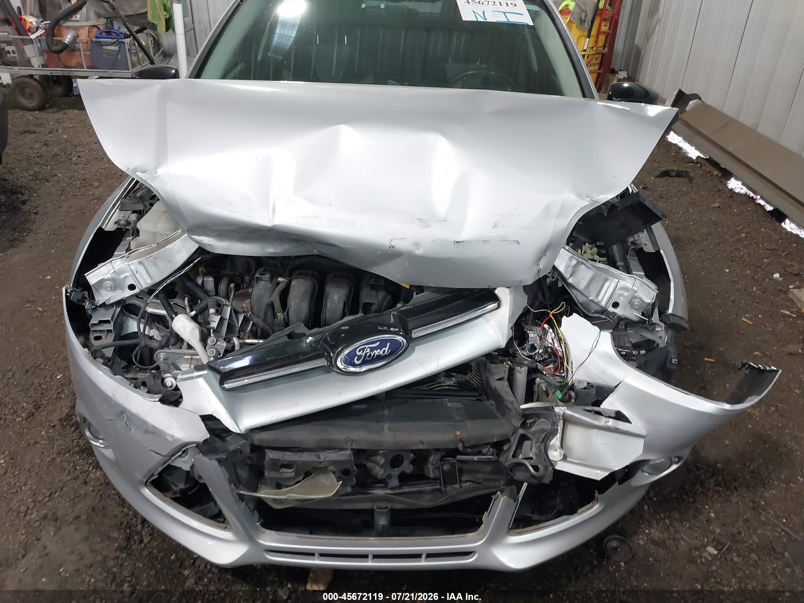 2012 Ford Focus Se Silver vin: 1FAHP3K2XCL433798