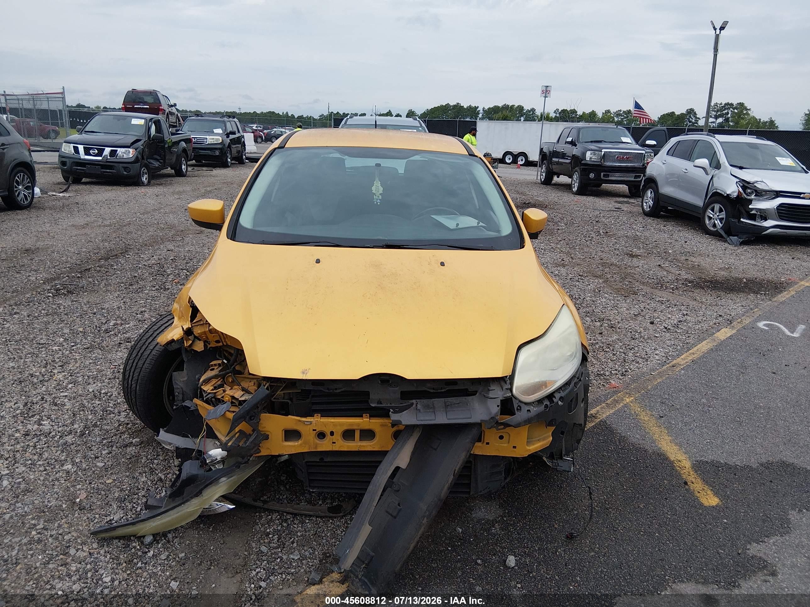 2012 Ford Focus Se Желтый vin: 1FAHP3K2XCL461438
