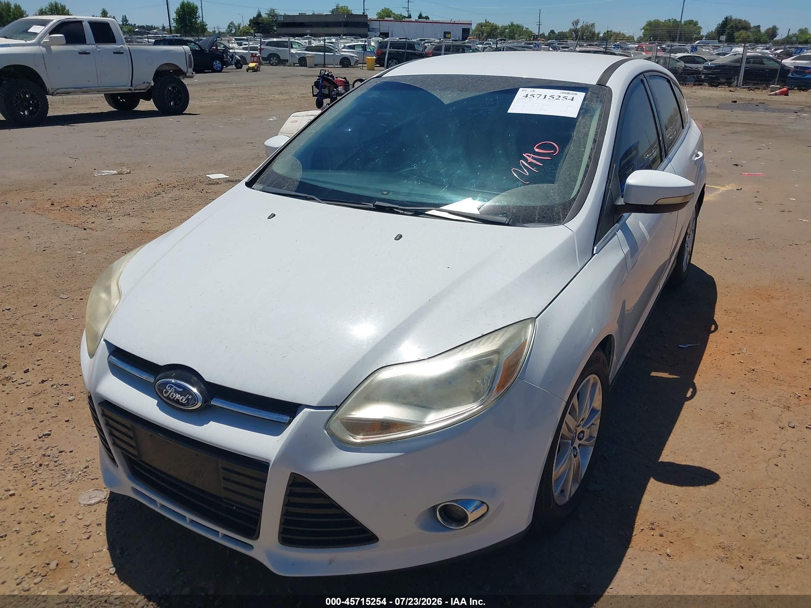 2012 Ford Focus Sel White vin: 1FAHP3M20CL135290