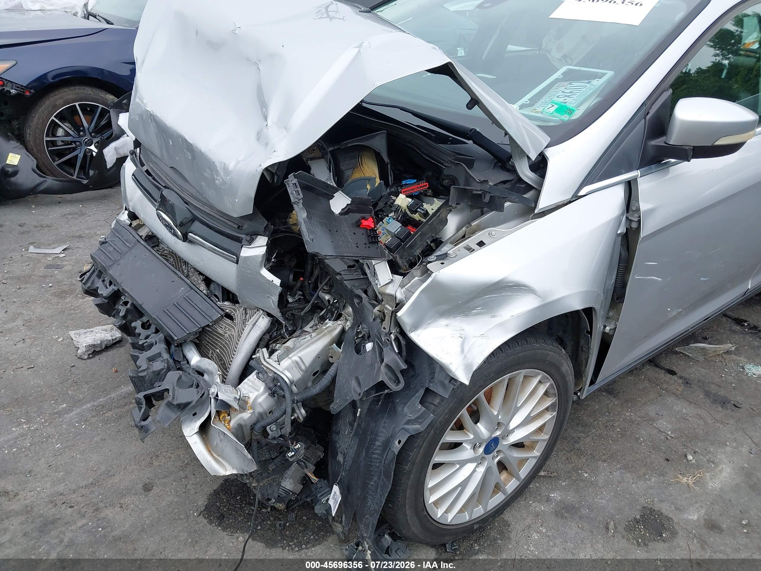 2012 Ford Focus Sel Silver vin: 1FAHP3M20CL224311
