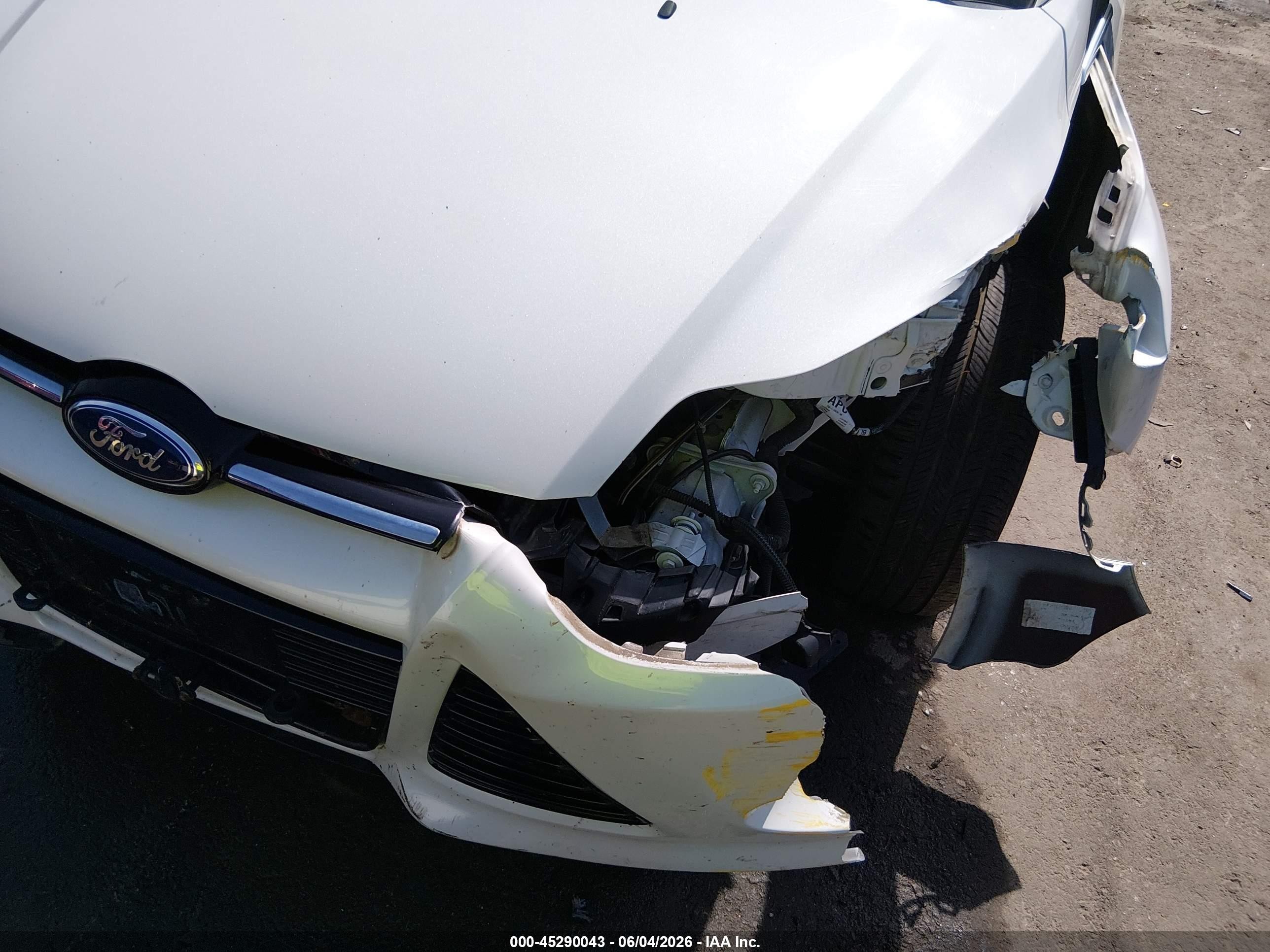 2012 Ford Focus Sel White vin: 1FAHP3M20CL271645