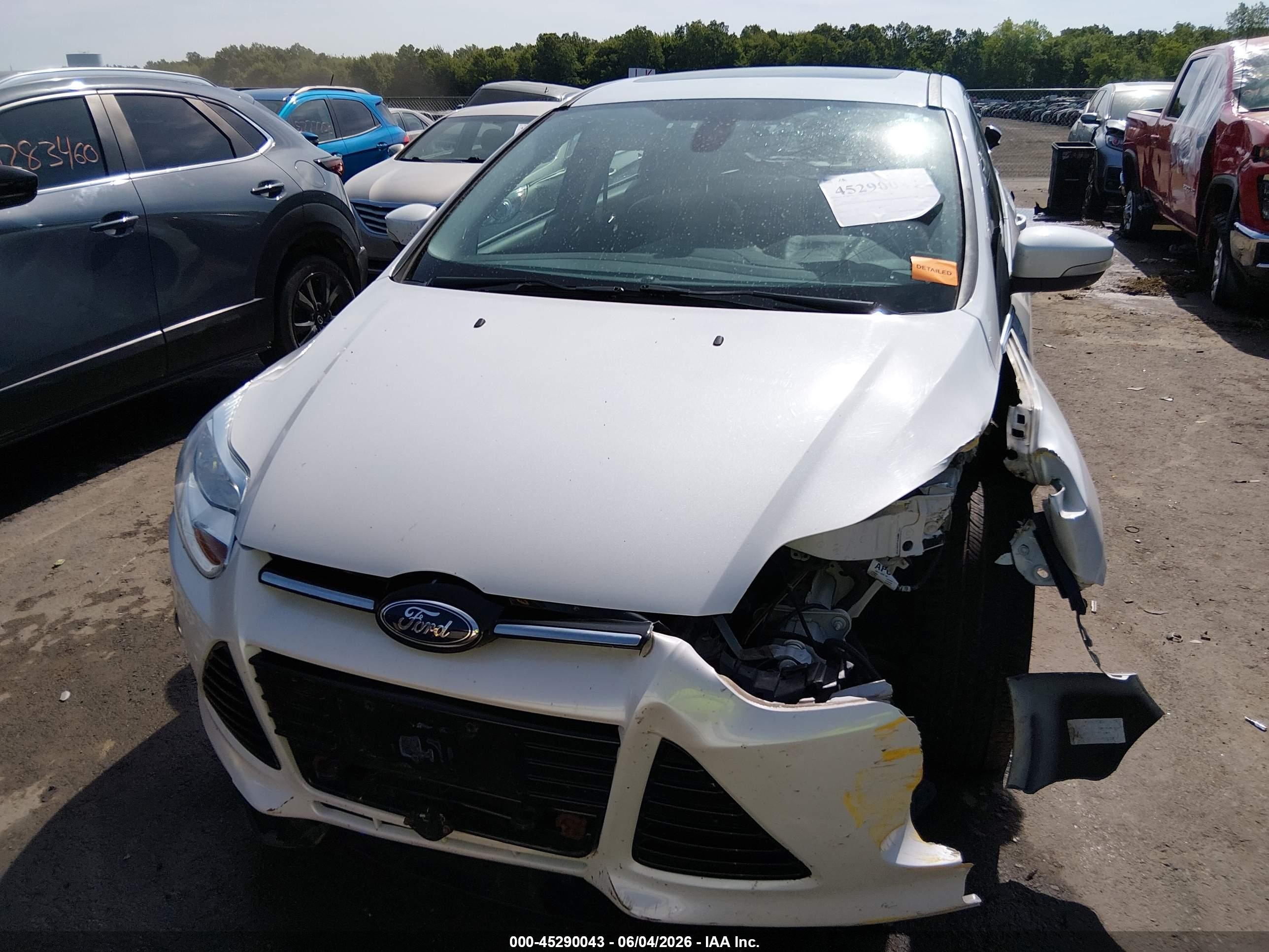 2012 Ford Focus Sel White vin: 1FAHP3M20CL271645