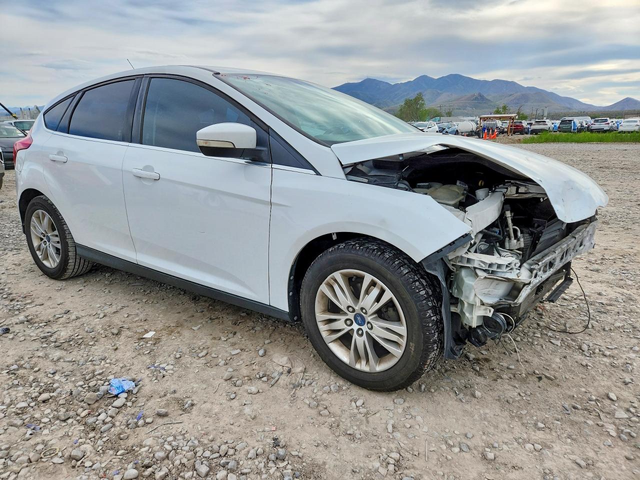 2012 Ford Focus Sel White vin: 1FAHP3M20CL393776