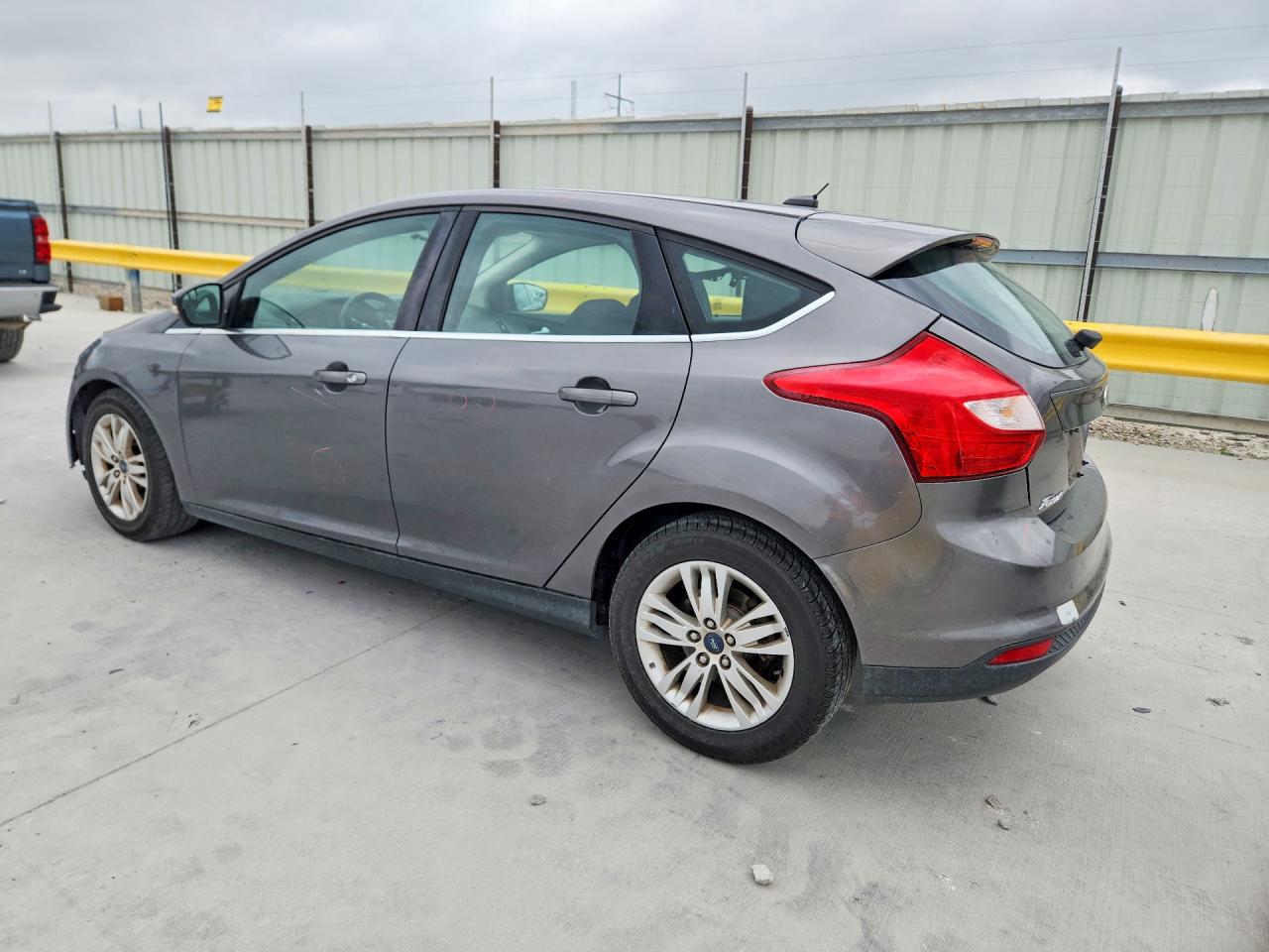 2012 Ford Focus Sel Gray vin: 1FAHP3M20CL430373