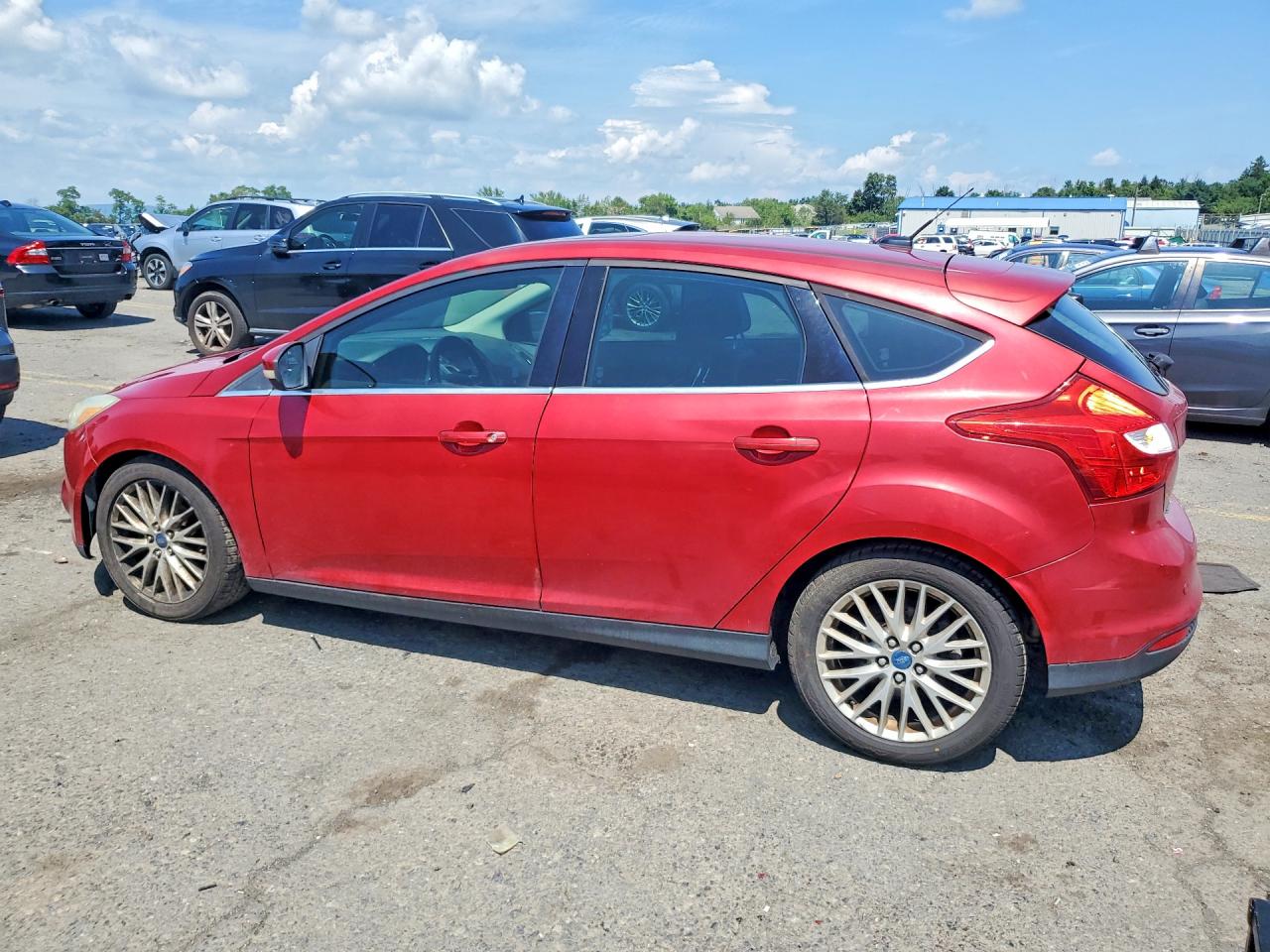 2012 Ford Focus Sel Red vin: 1FAHP3M21CL101679