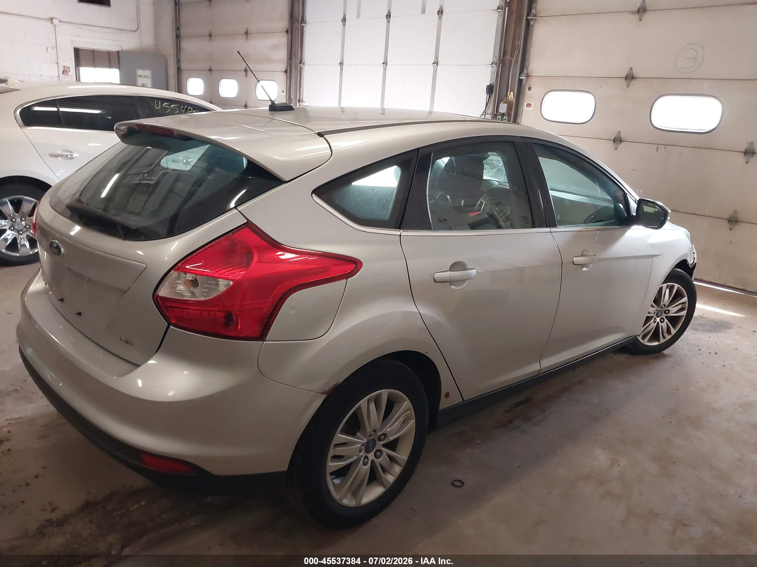 2012 Ford Focus Sel Silver vin: 1FAHP3M21CL222230
