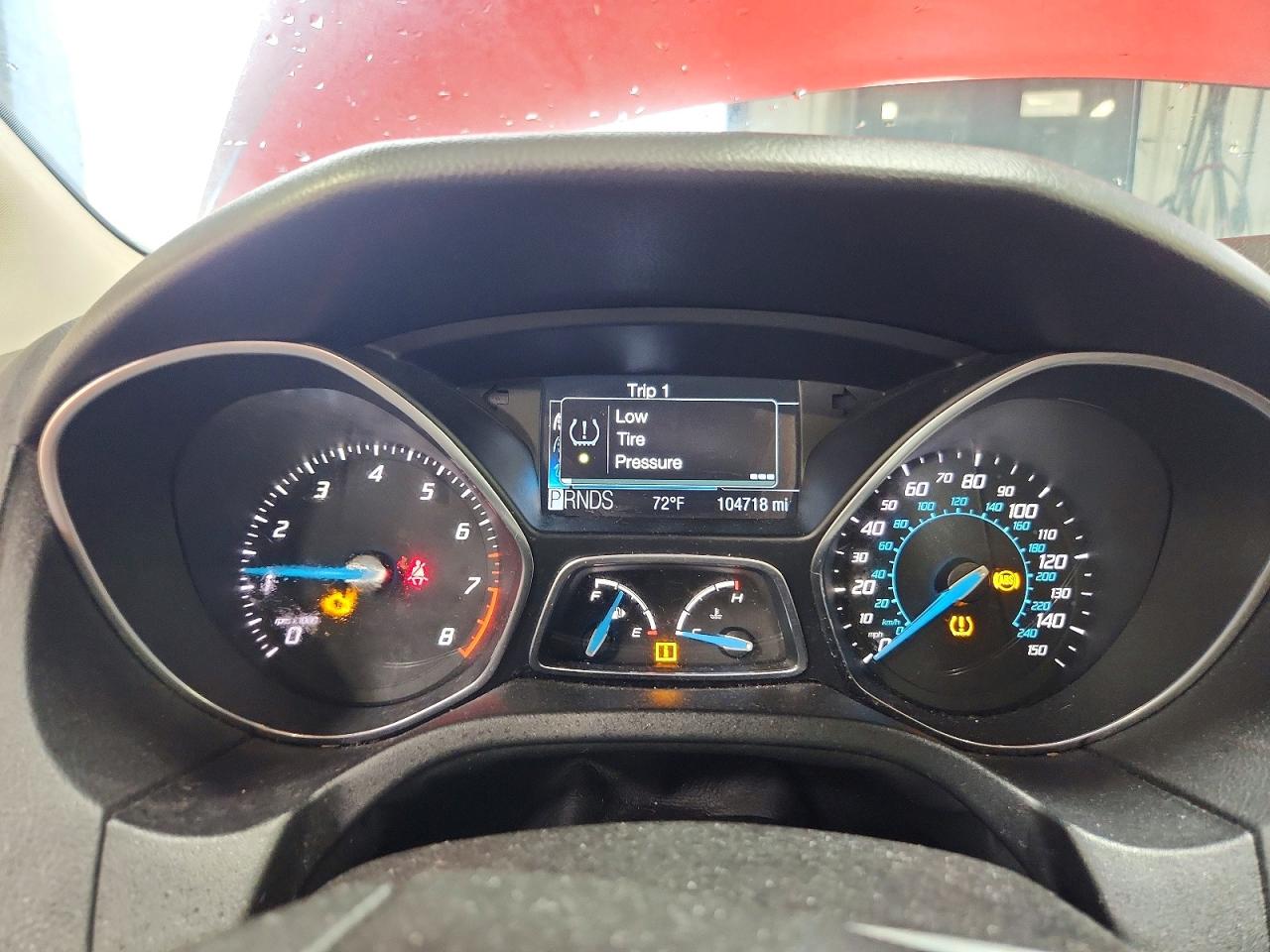 2012 Ford Focus Sel Red vin: 1FAHP3M21CL255101