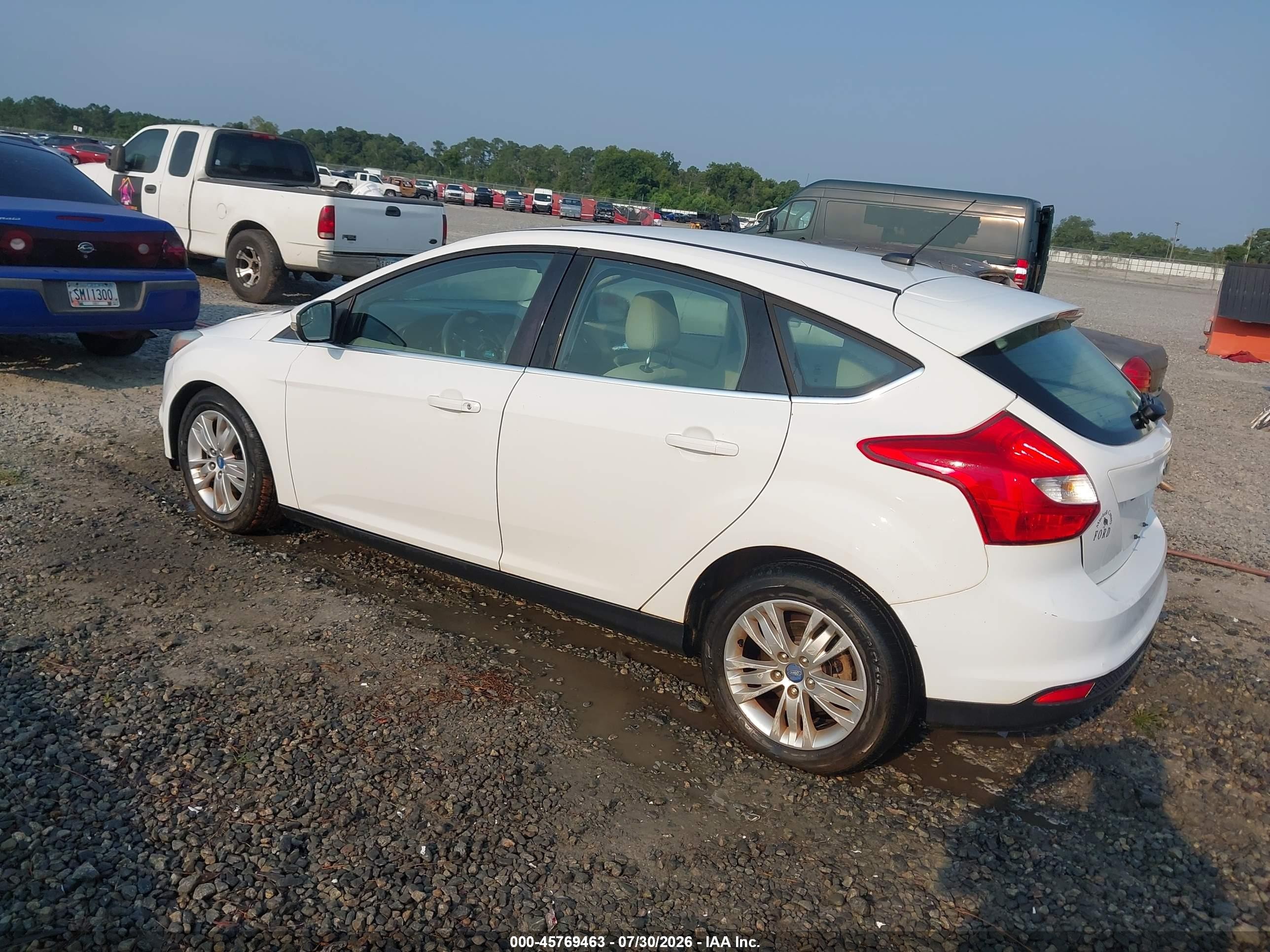 2012 Ford Focus Sel White vin: 1FAHP3M21CL270505