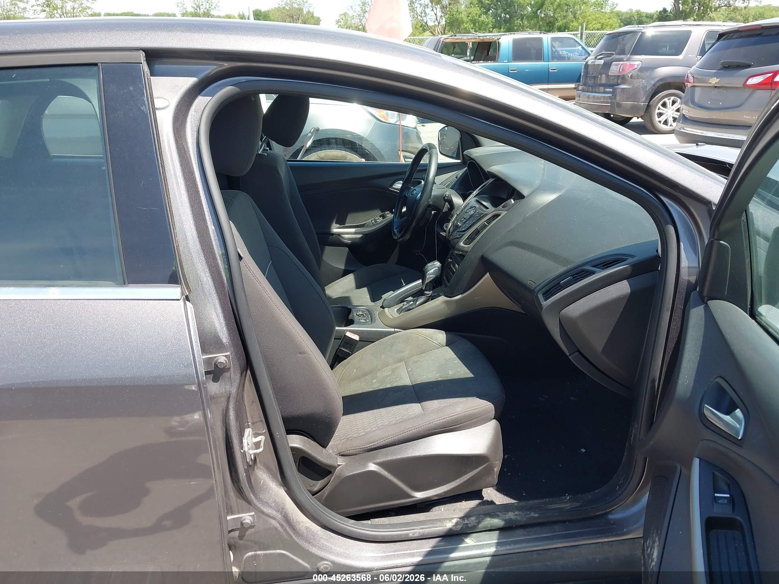 2012 Ford Focus Sel Gray vin: 1FAHP3M21CL283304