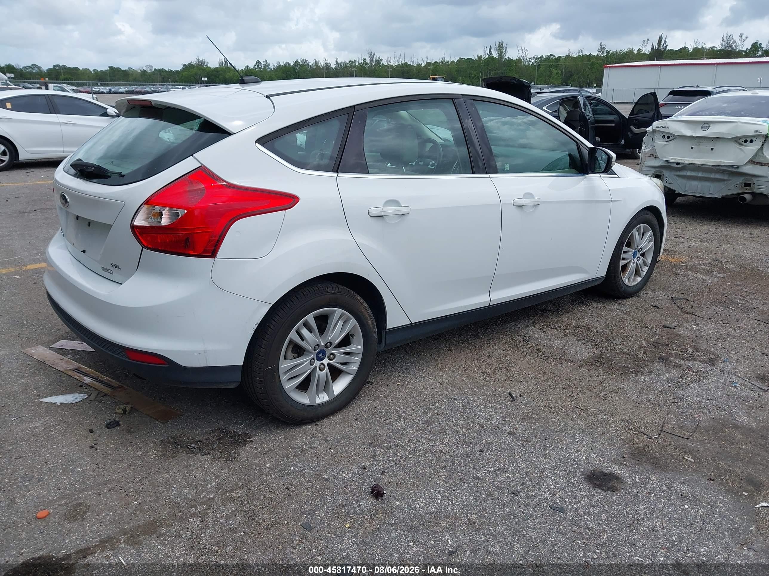 2012 Ford Focus Sel White vin: 1FAHP3M21CL287868
