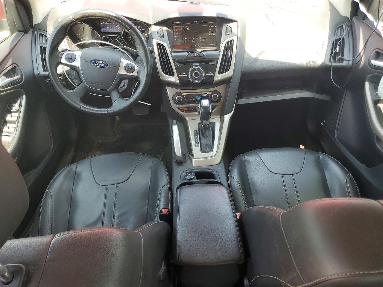 2012 Ford Focus Sel Red vin: 1FAHP3M21CL308637