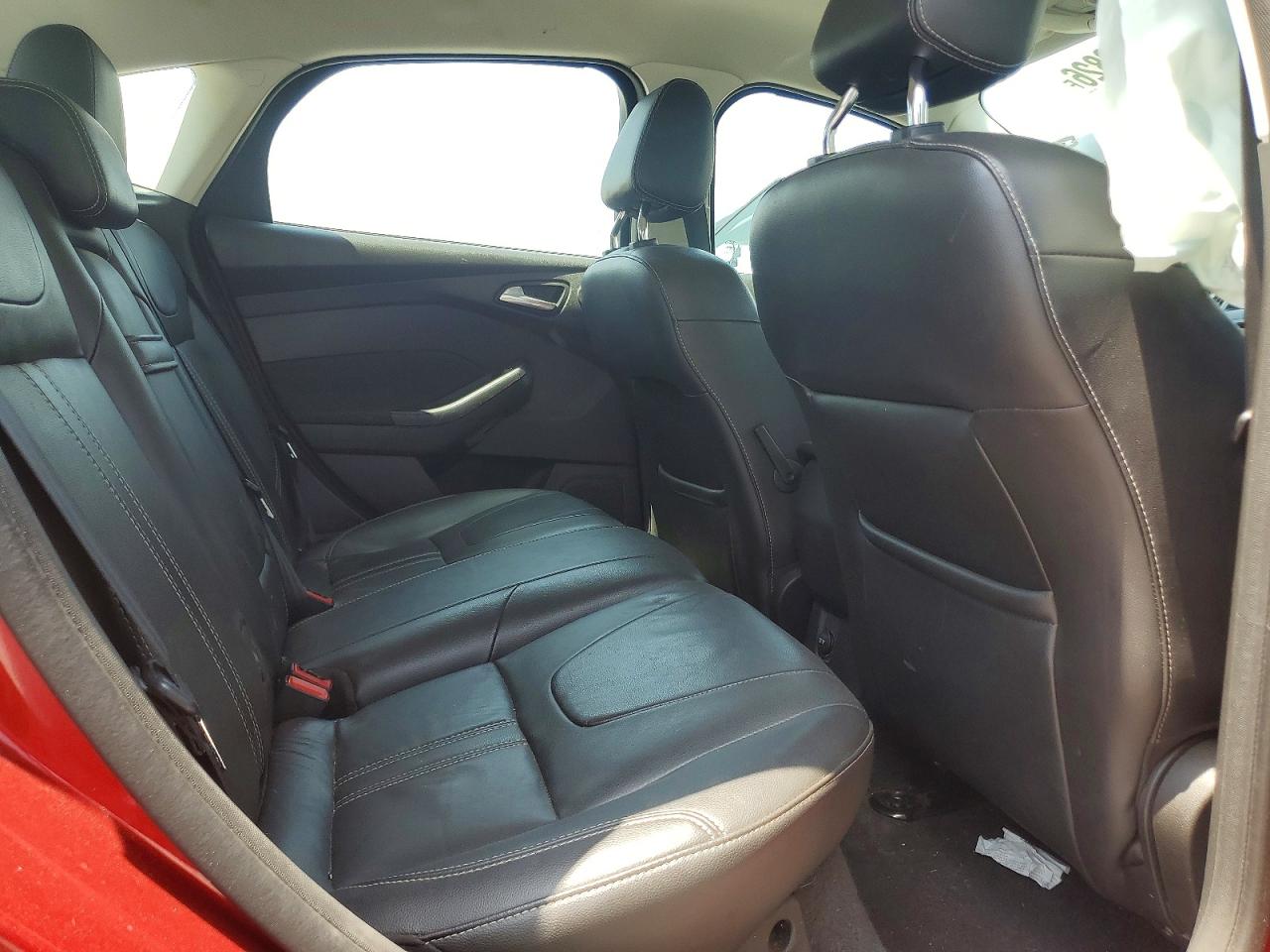 2012 Ford Focus Sel Red vin: 1FAHP3M21CL308637