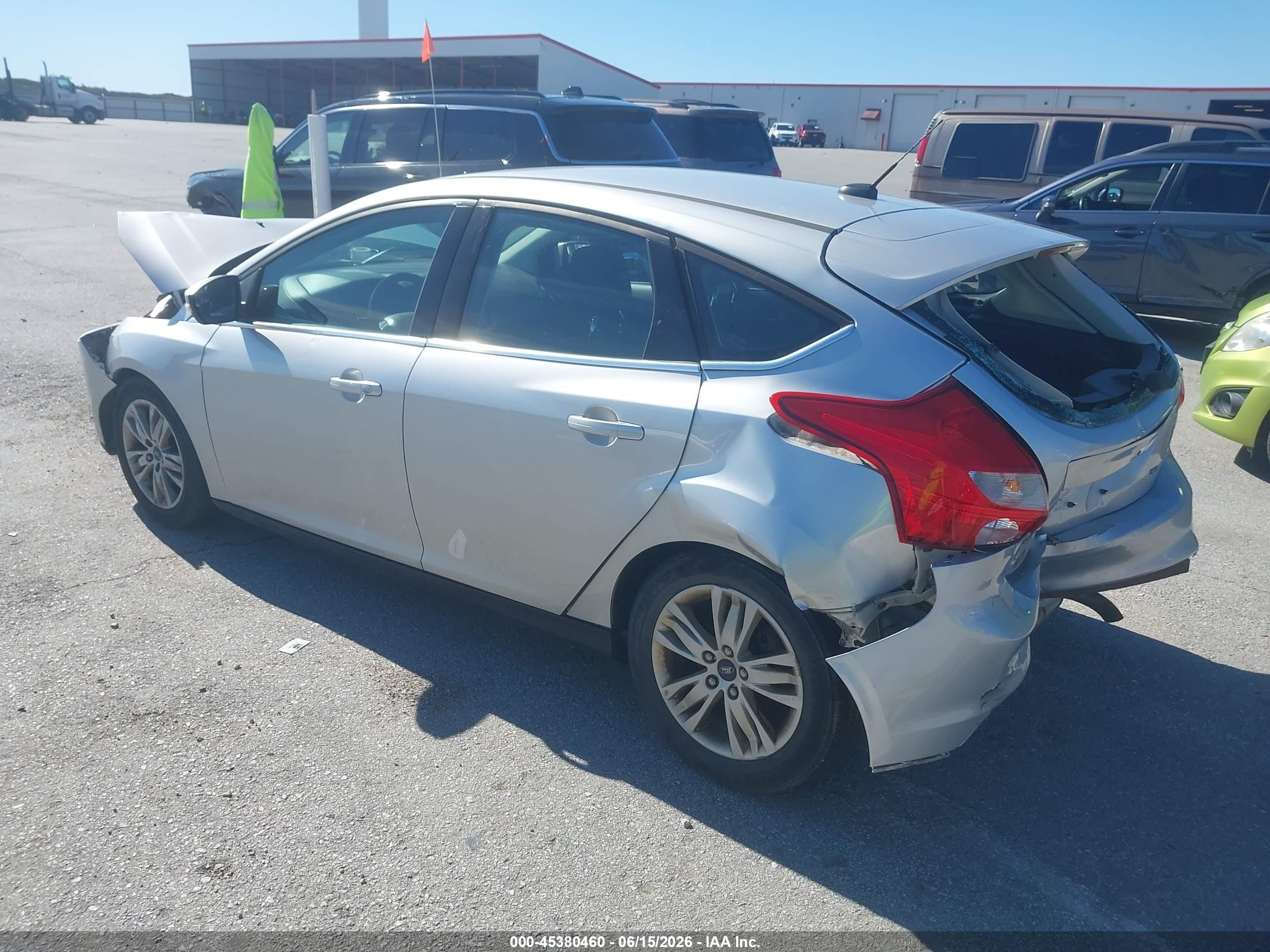 2012 Ford Focus Sel Серебряный vin: 1FAHP3M21CL337832