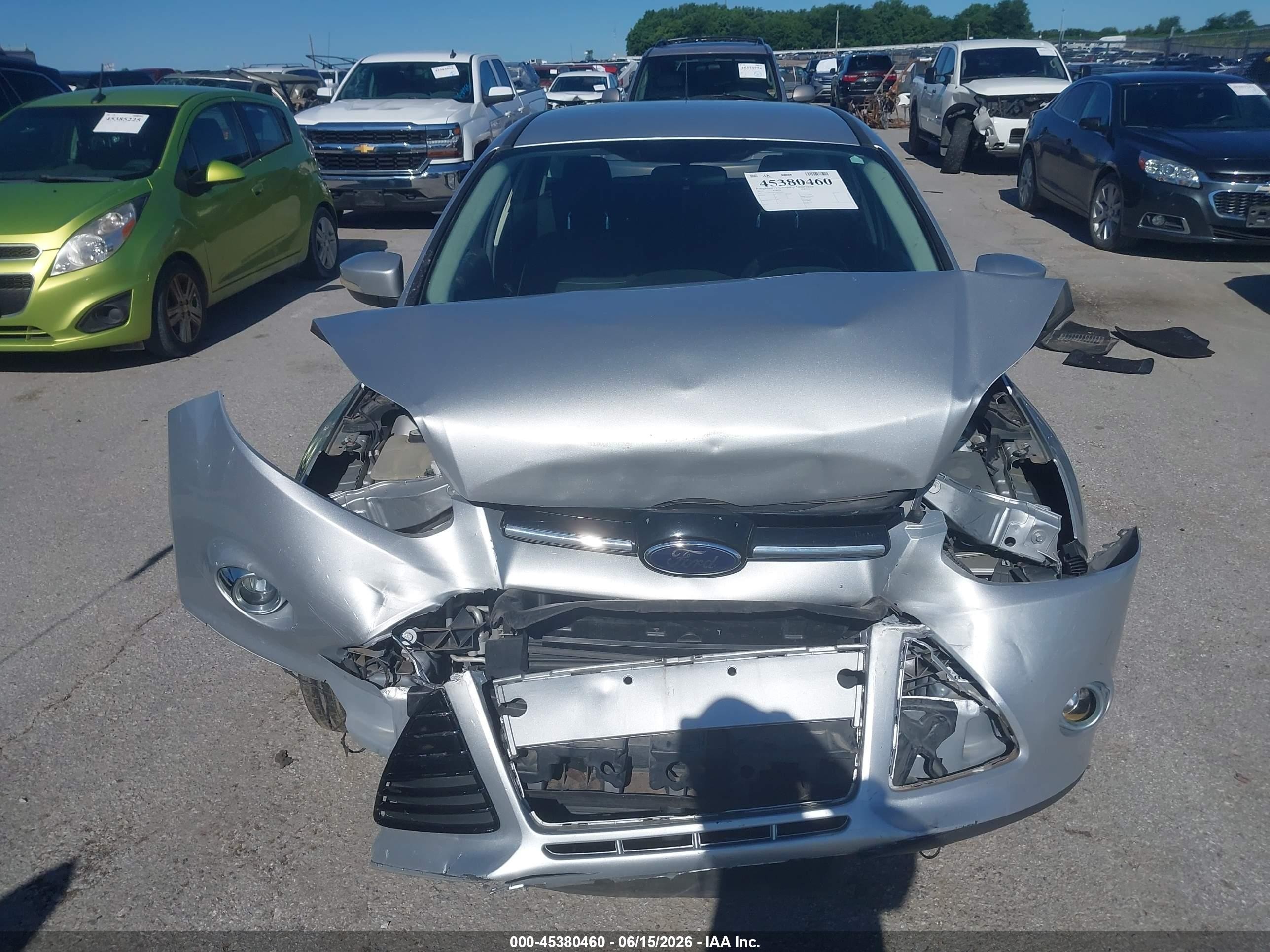 2012 Ford Focus Sel Серебряный vin: 1FAHP3M21CL337832