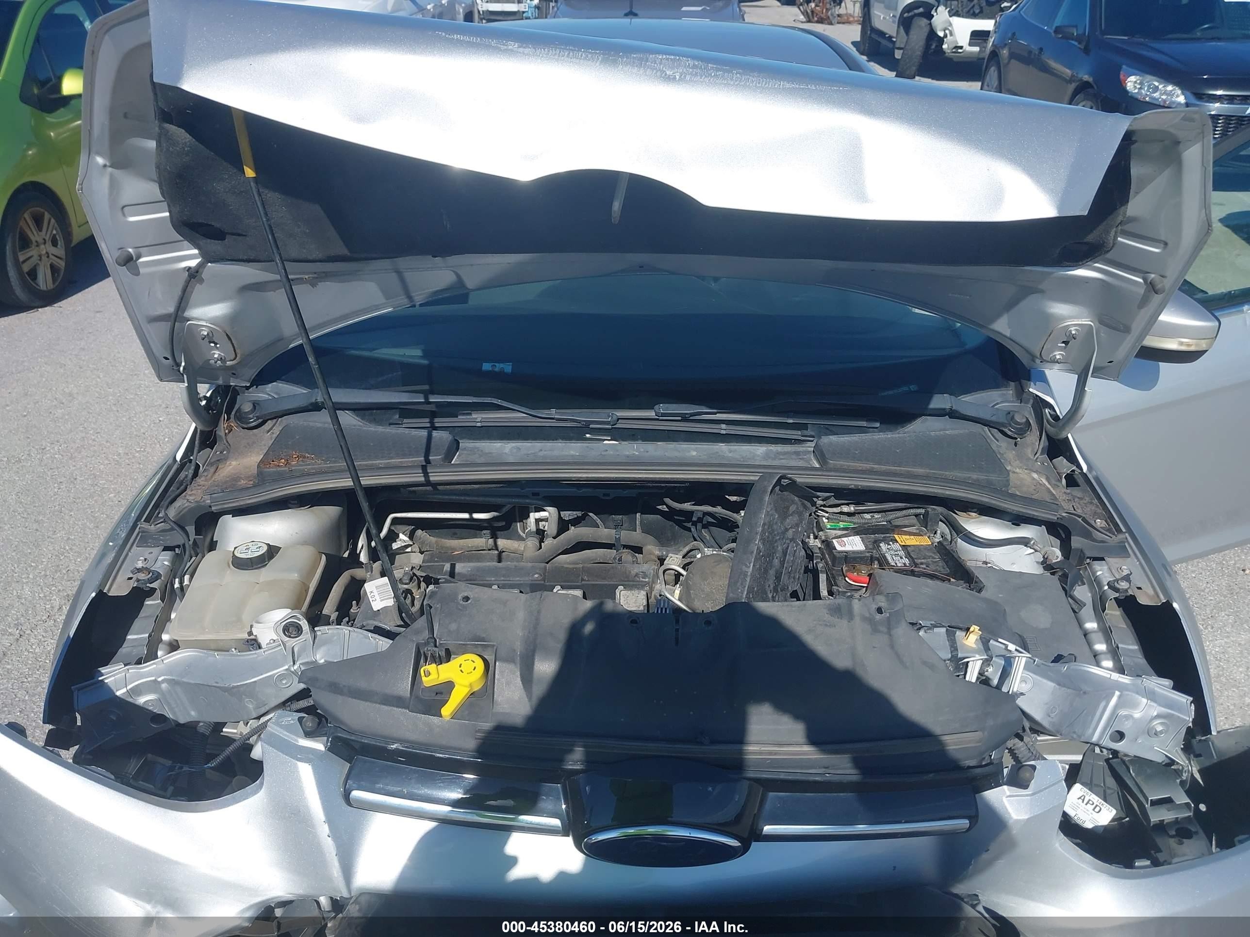 2012 Ford Focus Sel Серебряный vin: 1FAHP3M21CL337832