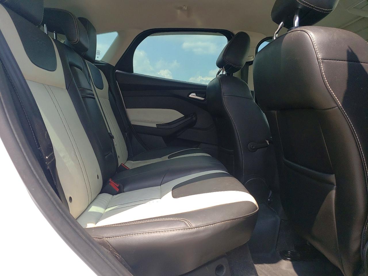 2012 Ford Focus Sel White vin: 1FAHP3M21CL344795