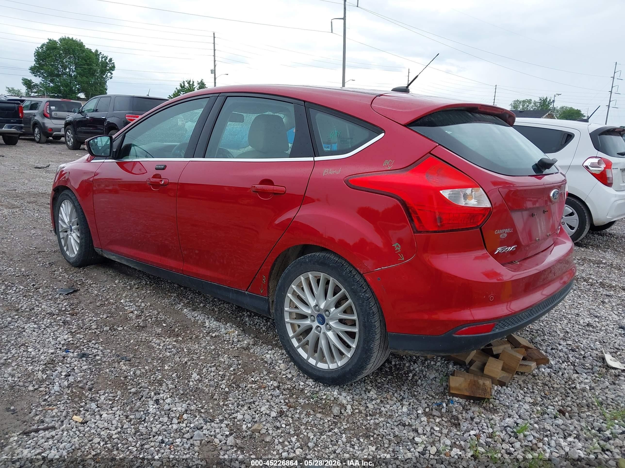 2012 Ford Focus Sel Красный vin: 1FAHP3M21CL429166