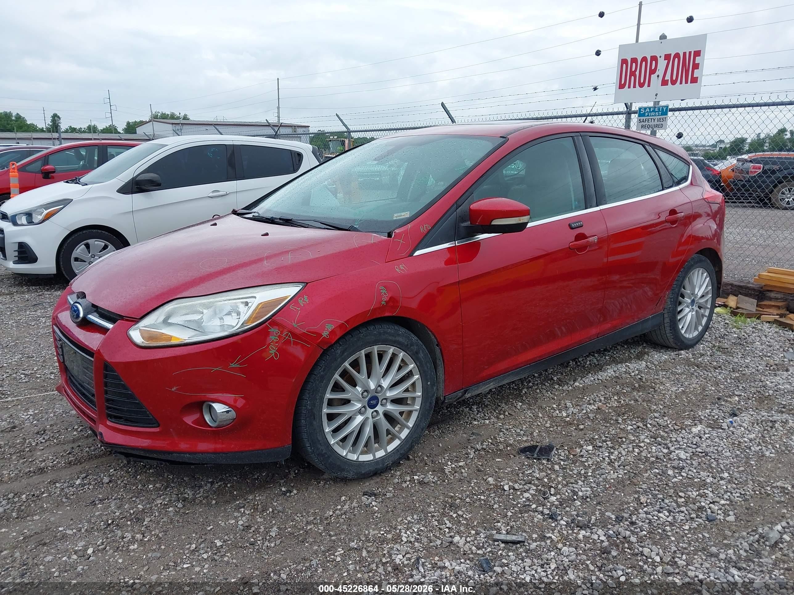 2012 Ford Focus Sel Красный vin: 1FAHP3M21CL429166