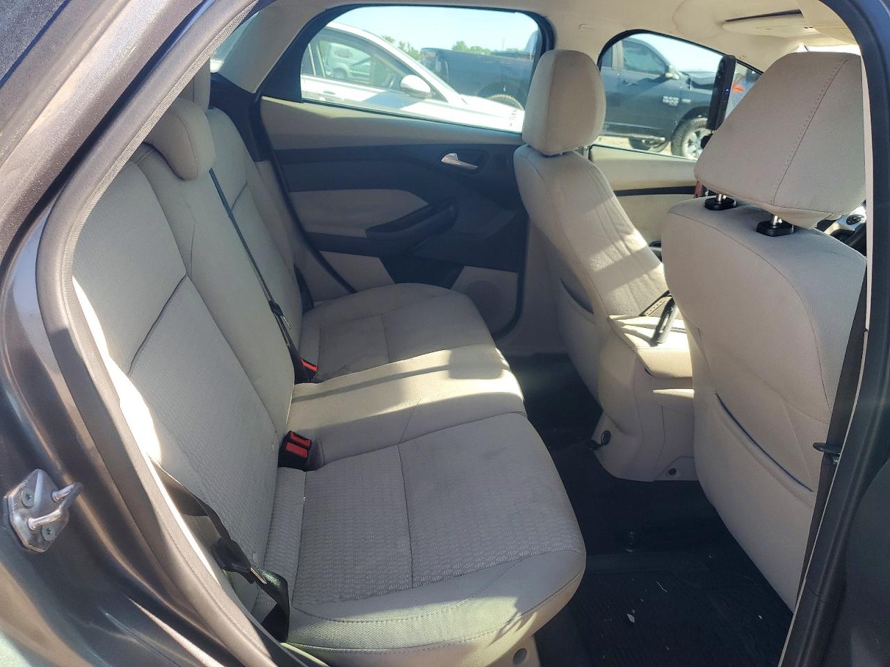 2012 Ford Focus Sel Серый vin: 1FAHP3M21CL429975
