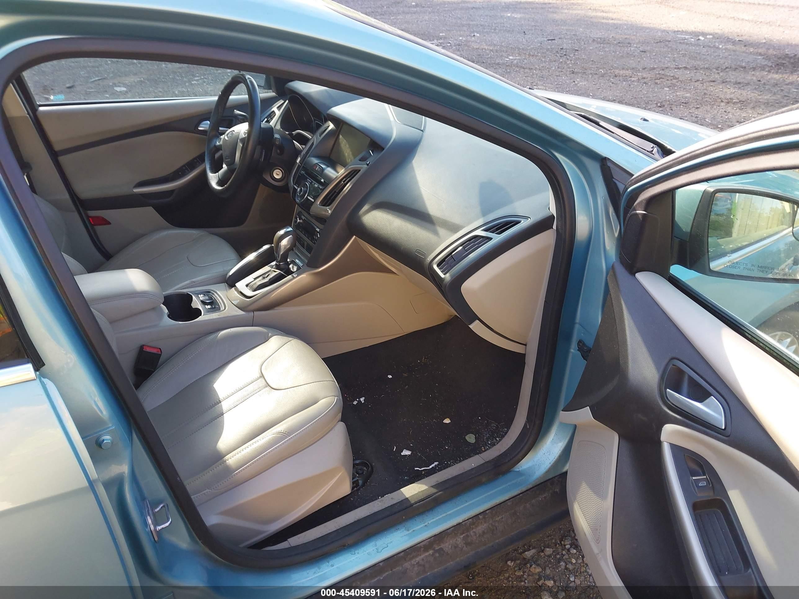 2012 Ford Focus Sel Blue vin: 1FAHP3M21CL446940