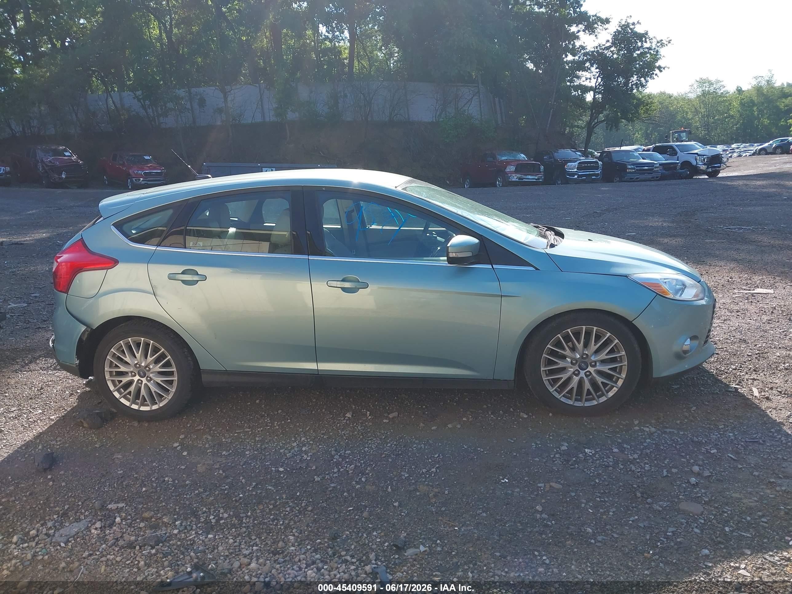 2012 Ford Focus Sel Blue vin: 1FAHP3M21CL446940