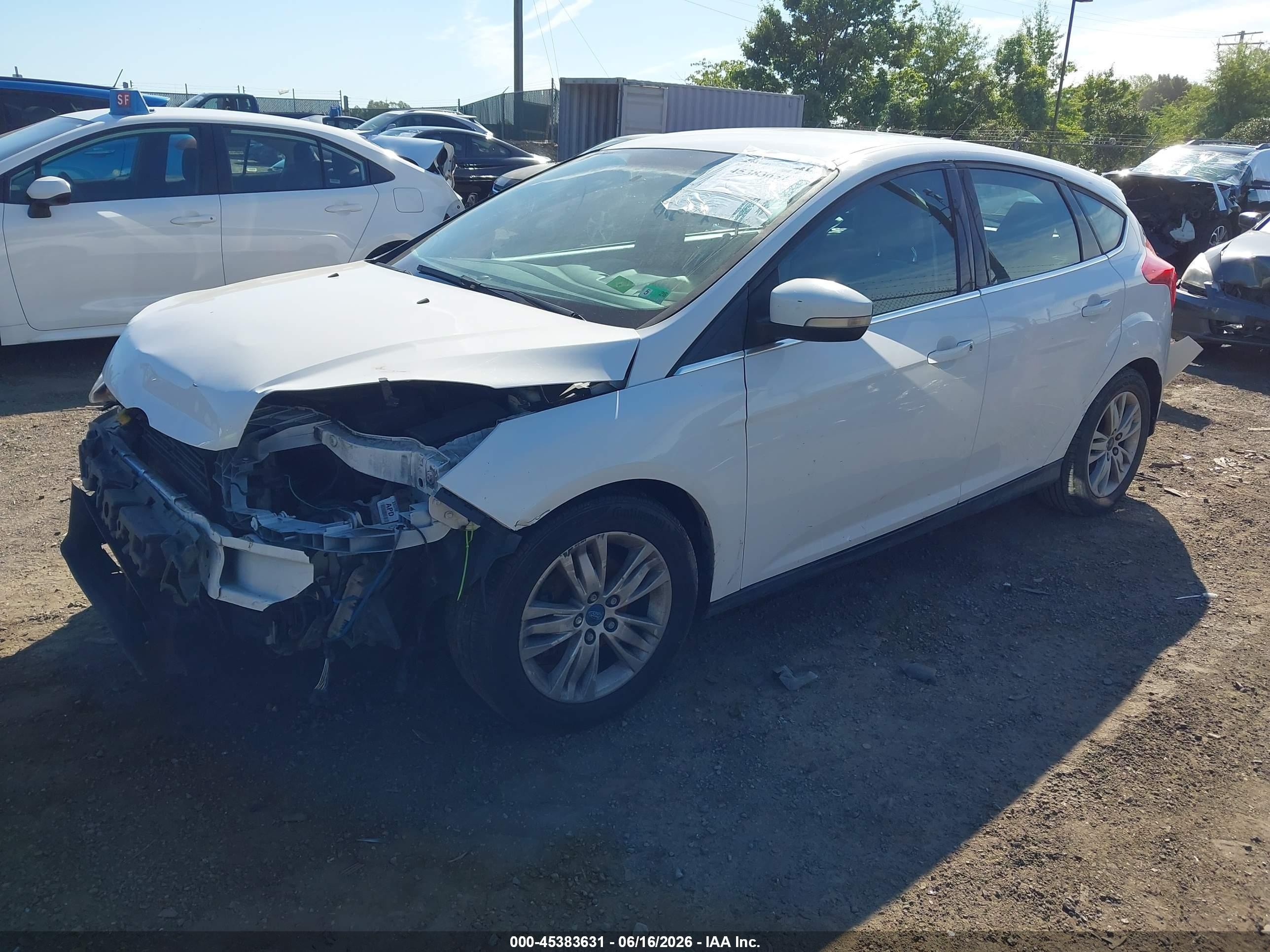 2012 Ford Focus Sel White vin: 1FAHP3M22CL334180