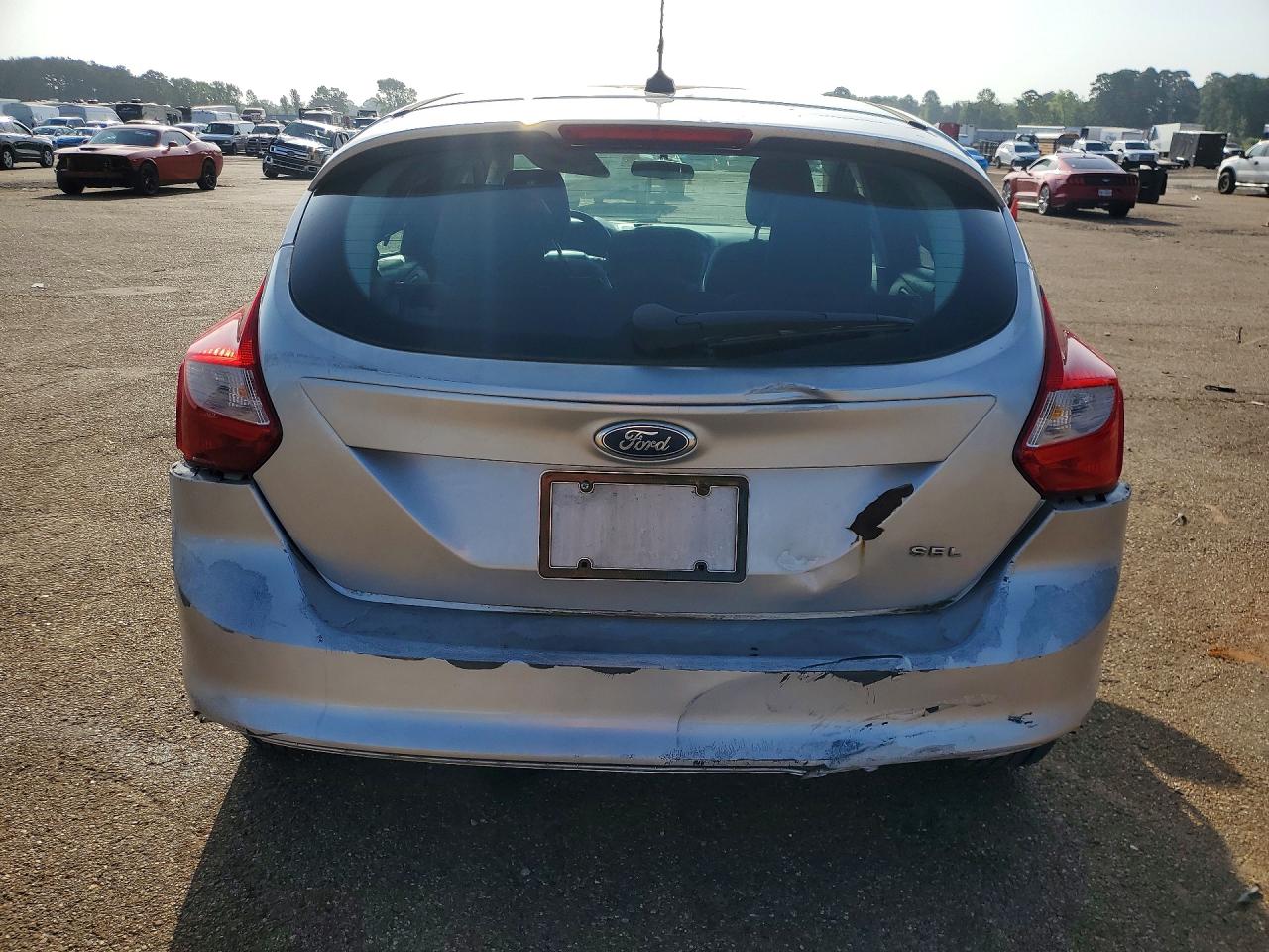 2012 Ford Focus Sel Silver vin: 1FAHP3M22CL334602