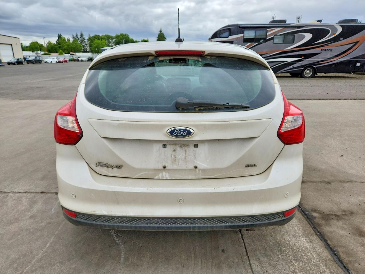 2012 Ford Focus Sel White vin: 1FAHP3M22CL423103