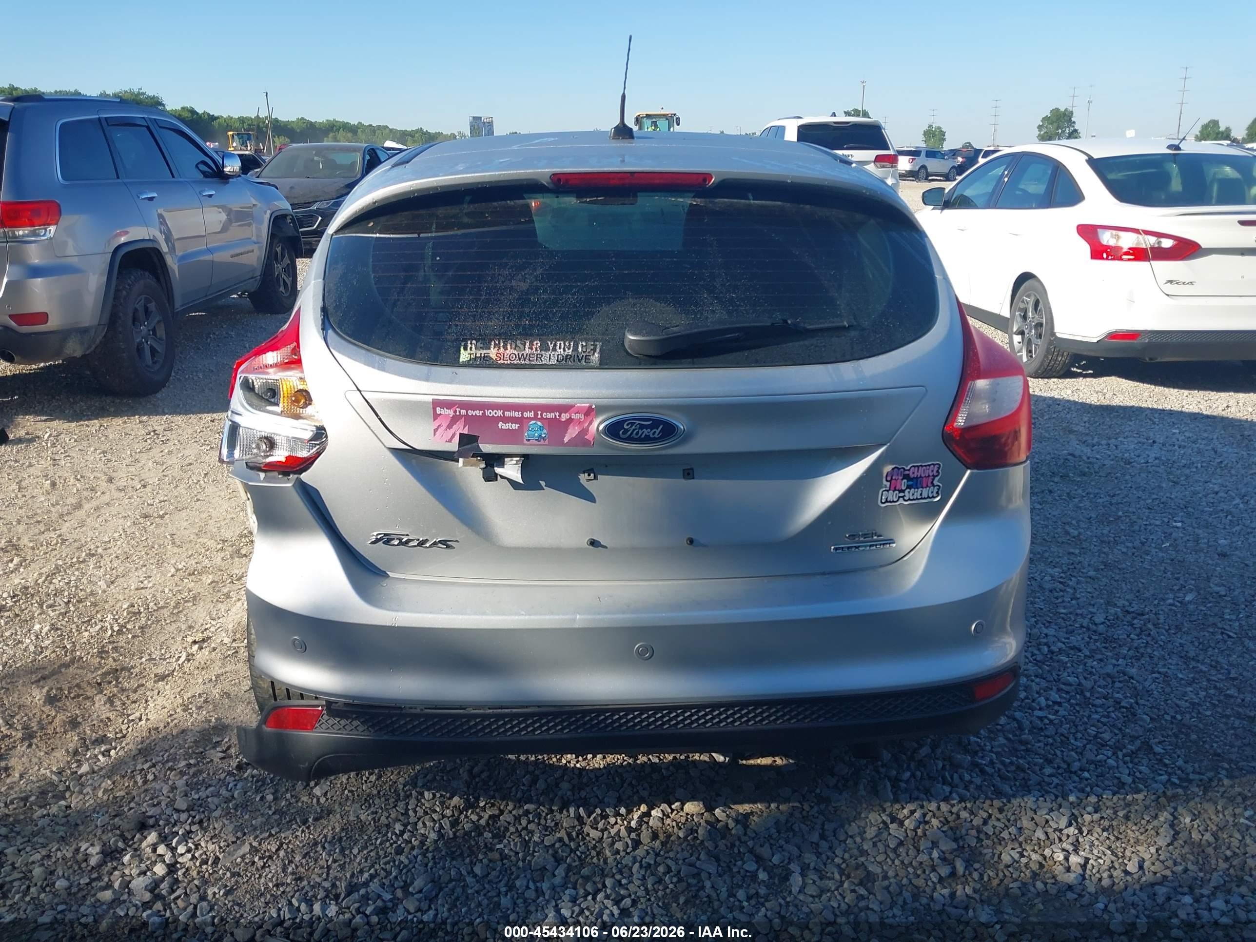2012 Ford Focus Sel Silver vin: 1FAHP3M22CL479896