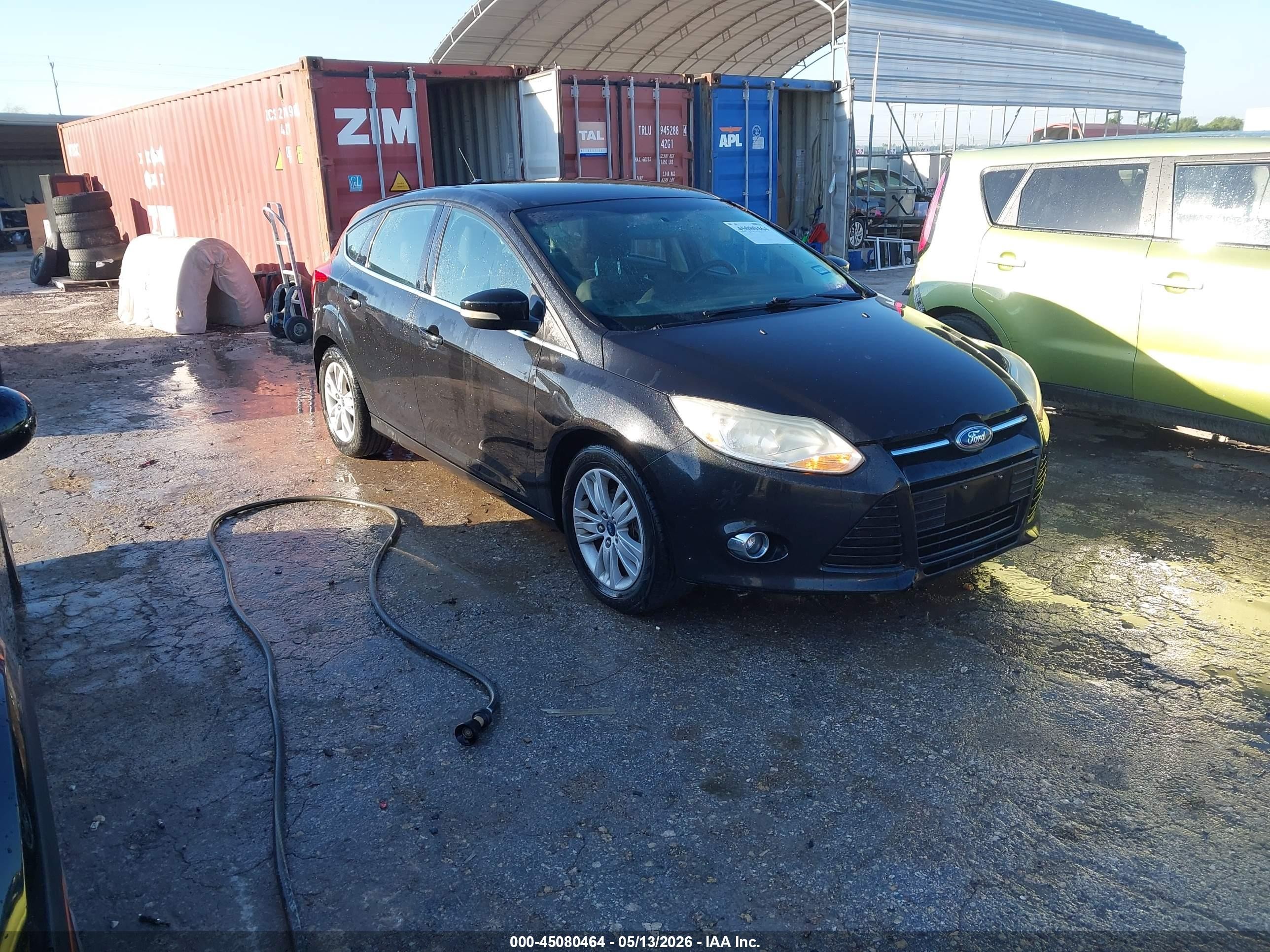 1FAHP3M23CL317095