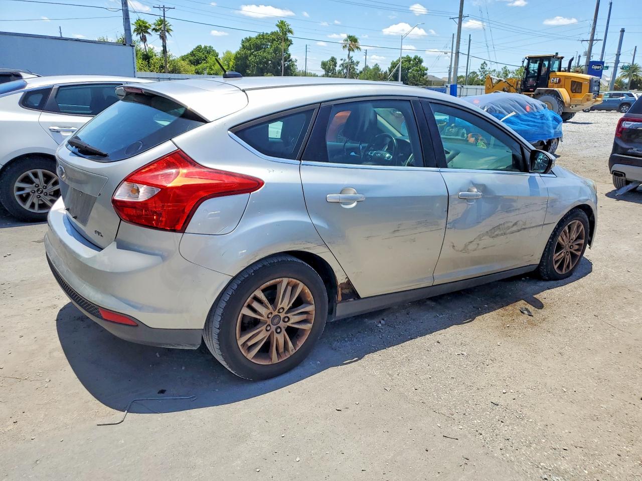 2012 Ford Focus Sel Silver vin: 1FAHP3M23CL317596