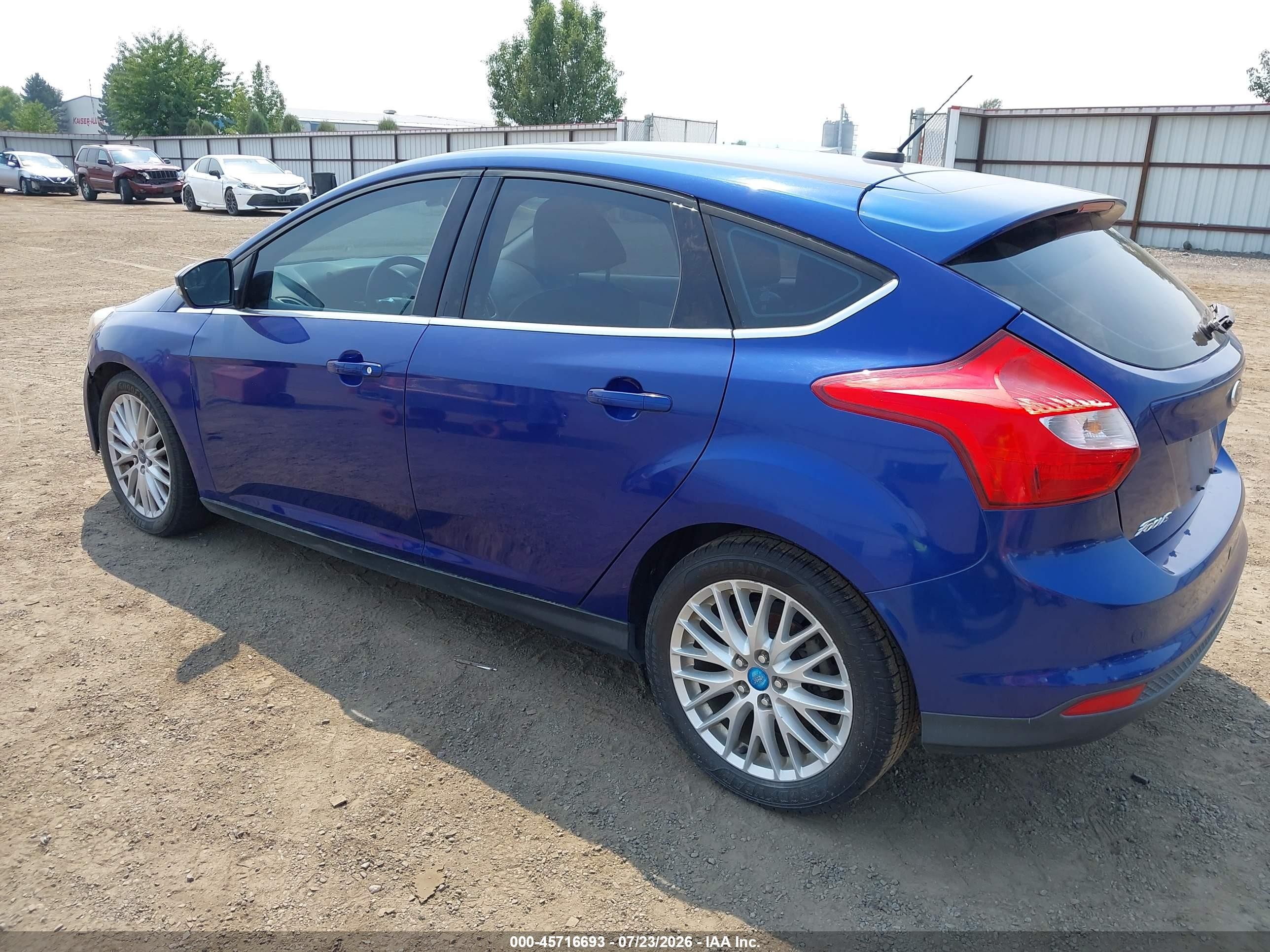 2012 Ford Focus Sel Blue vin: 1FAHP3M23CL427029