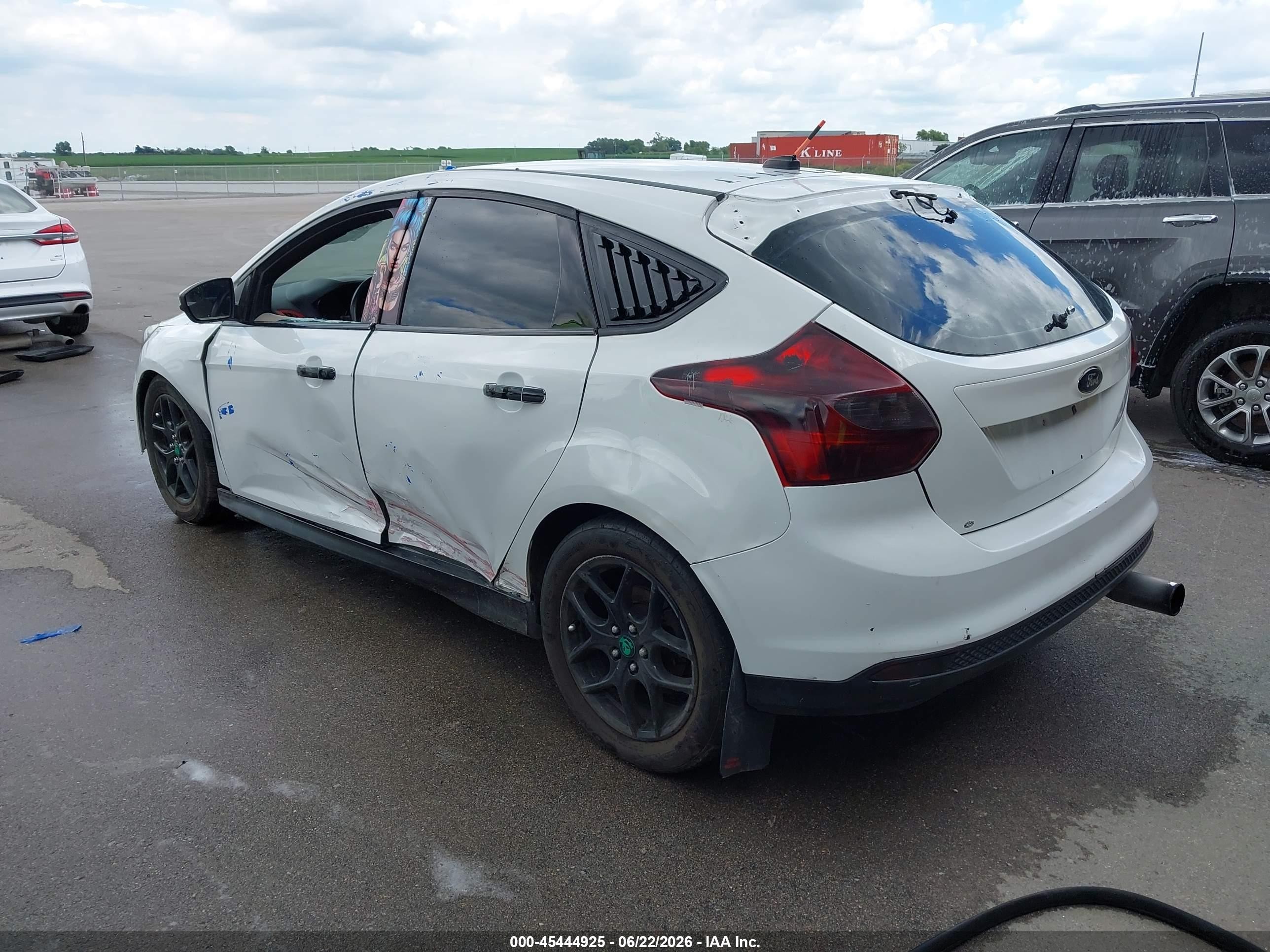 2012 Ford Focus Sel White vin: 1FAHP3M23CL477218